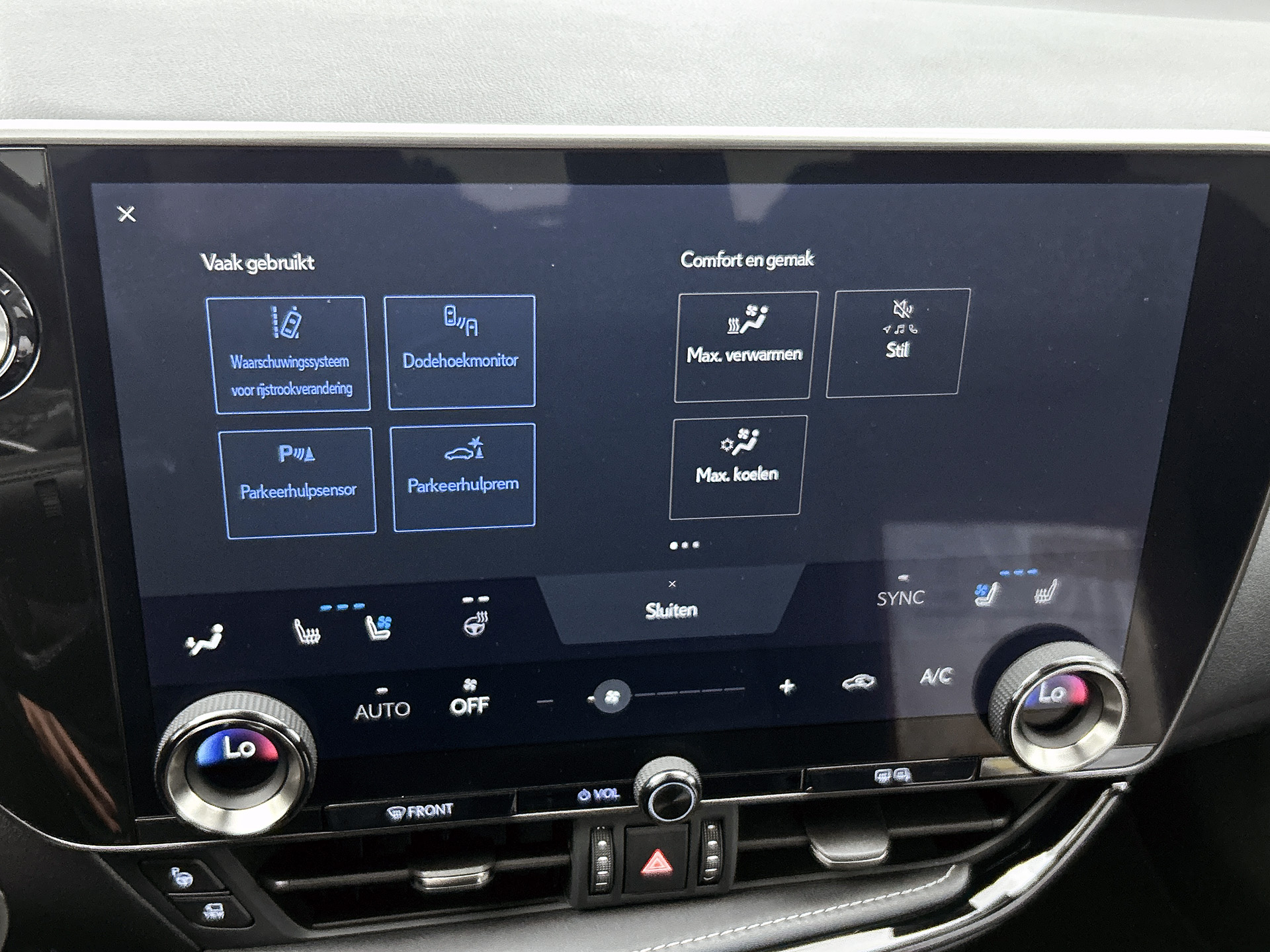 Foto van Lexus Lexus Nx450h+