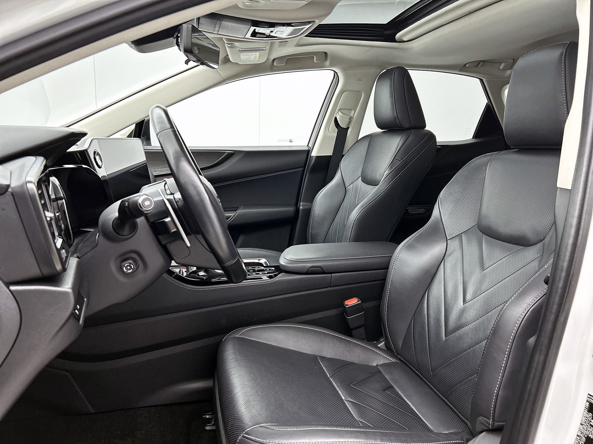 Foto van Lexus Lexus Nx450h+