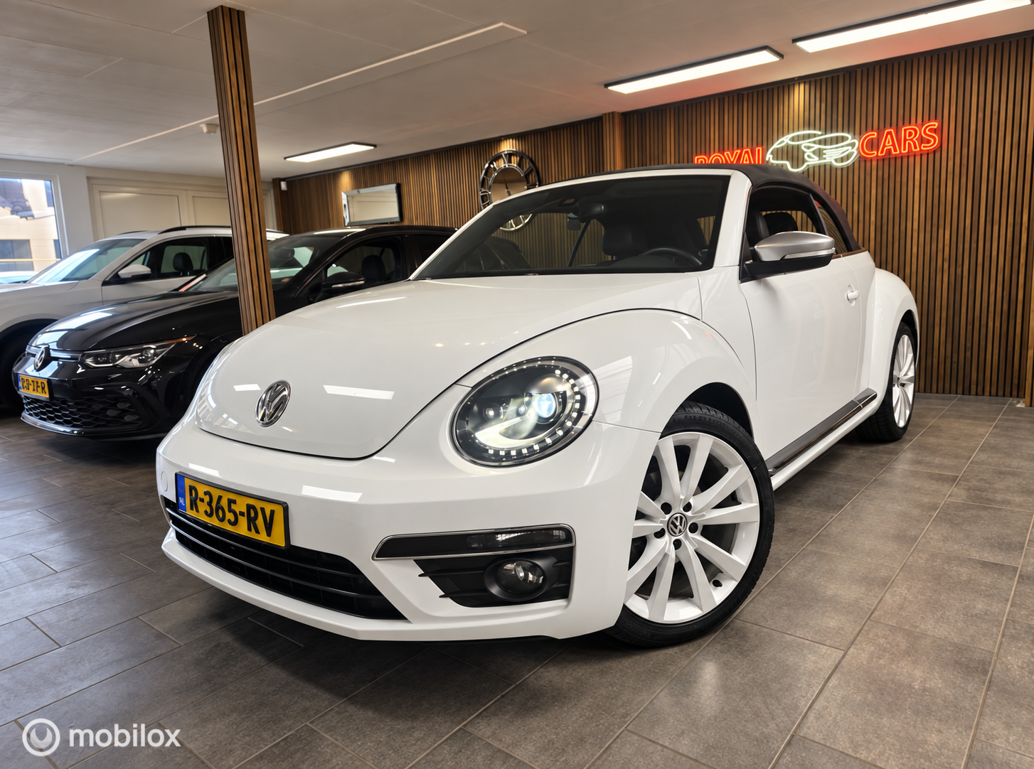 Volkswagen Beetle Cabriolet 1.8 tsi / 170 PK / DSG / Leer 2014 - voorkant