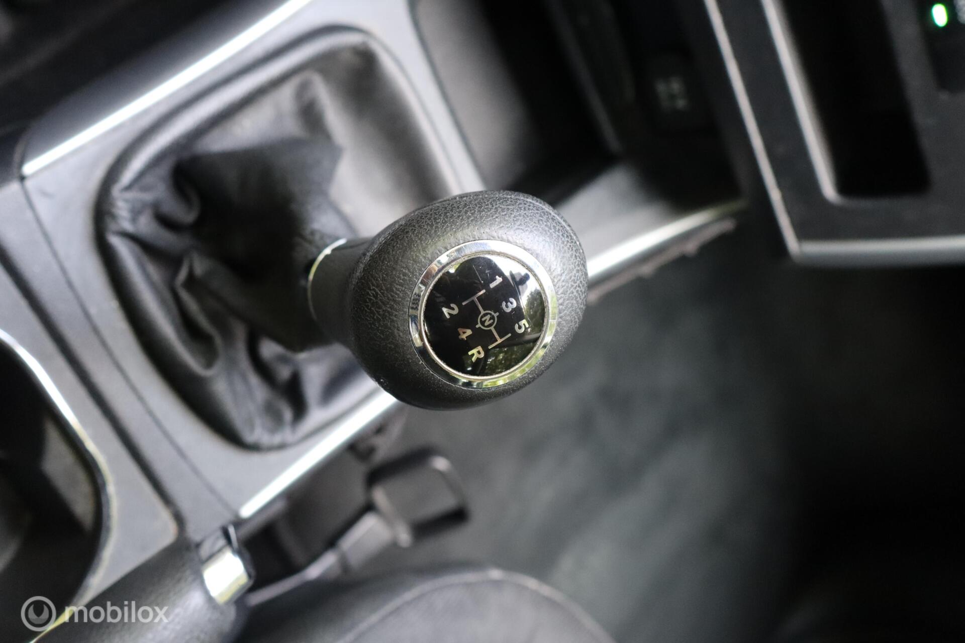 Foto van Mercedes-Benz B 180