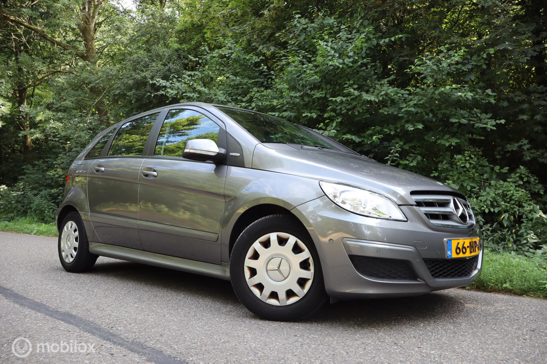 Mercedes-Benz B 180 180 BlueEFFICIENCY | P-sensor | AC | Cruis 2010 - voorkant
