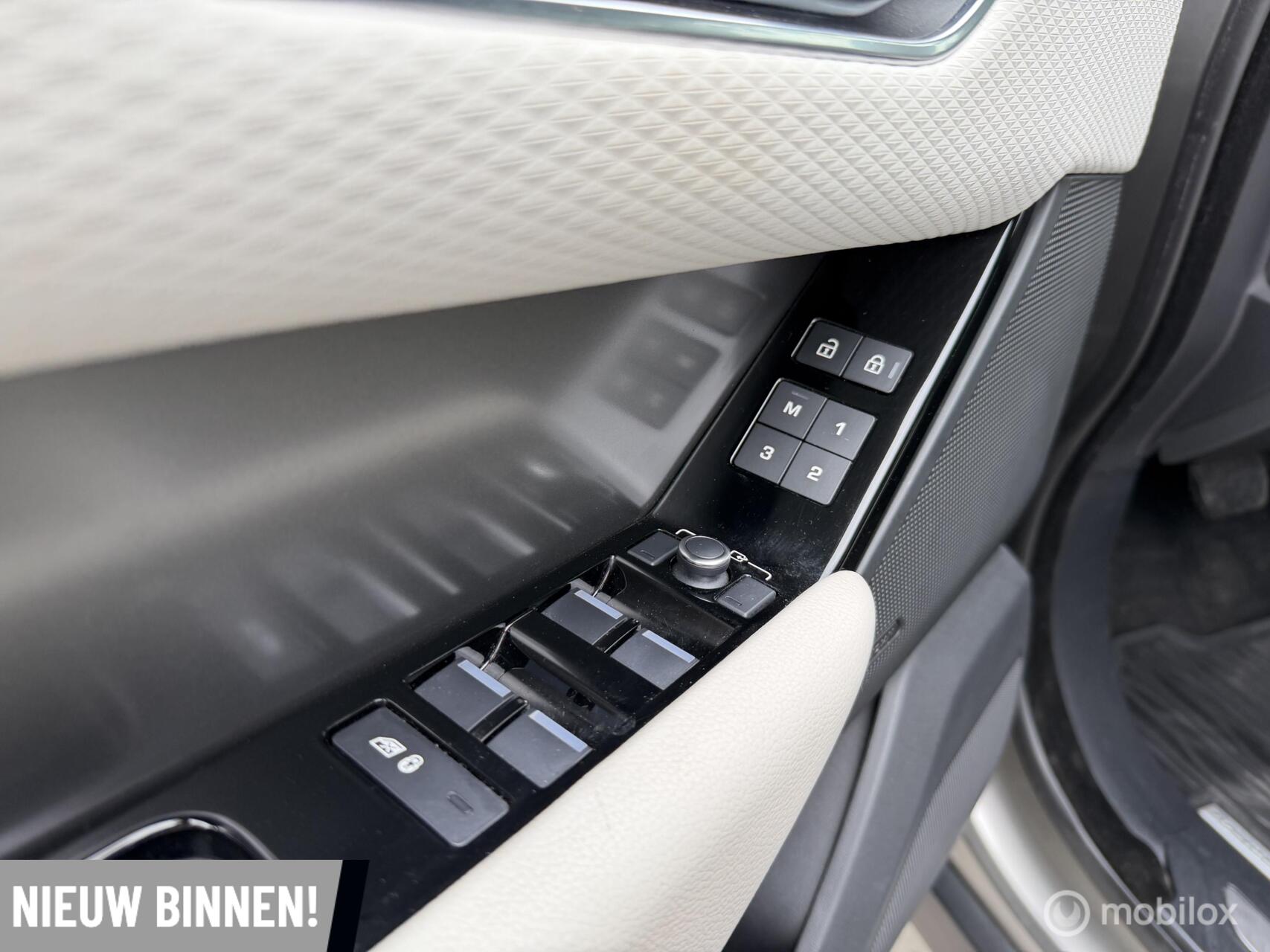 Foto van Land Rover Range Rover Velar