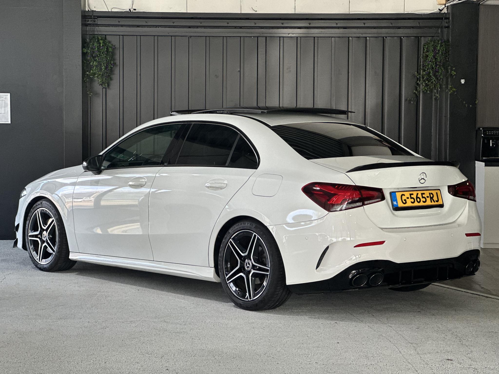 Foto van Mercedes-Benz A 180
