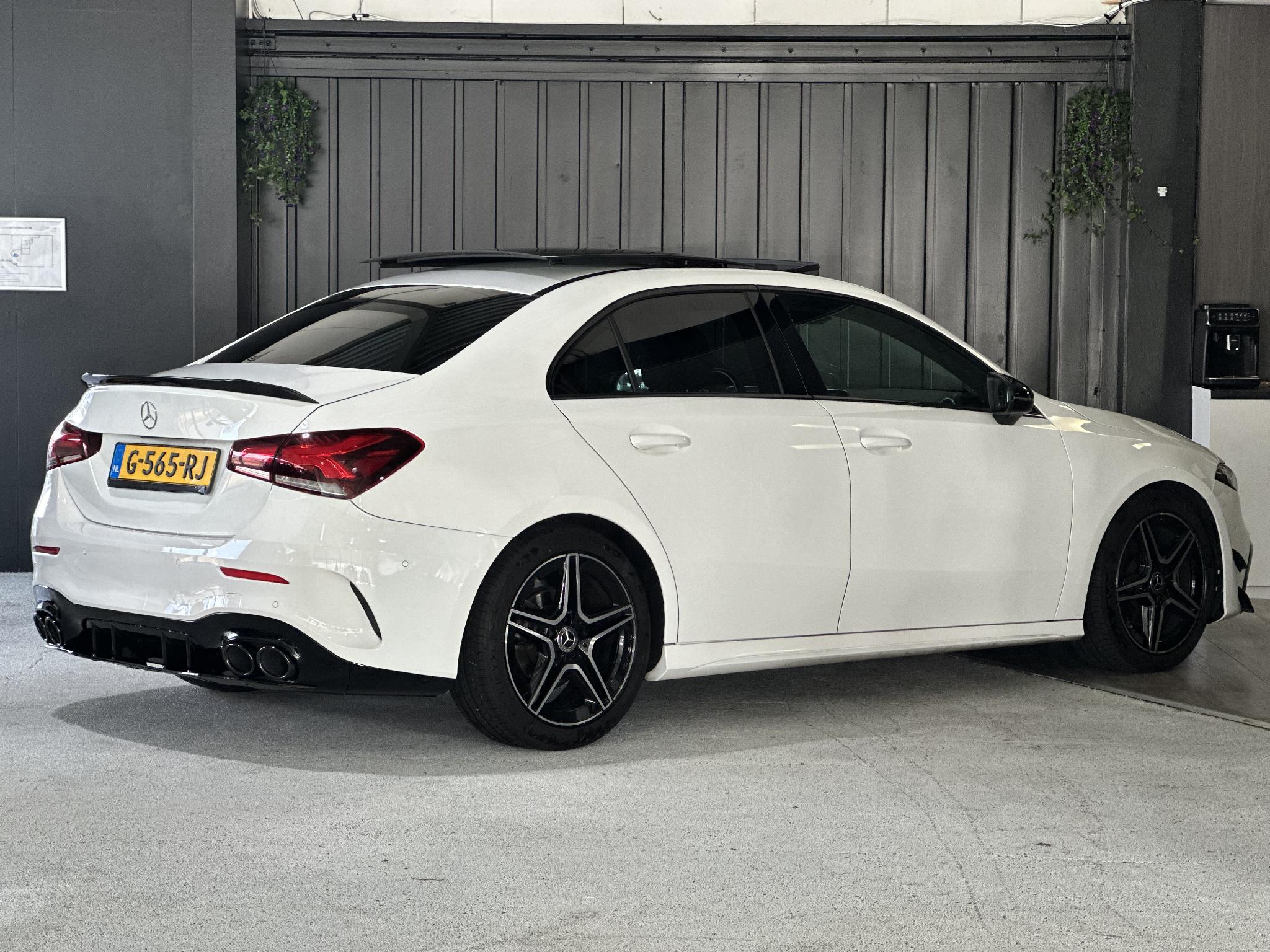 Foto van Mercedes-Benz A 180