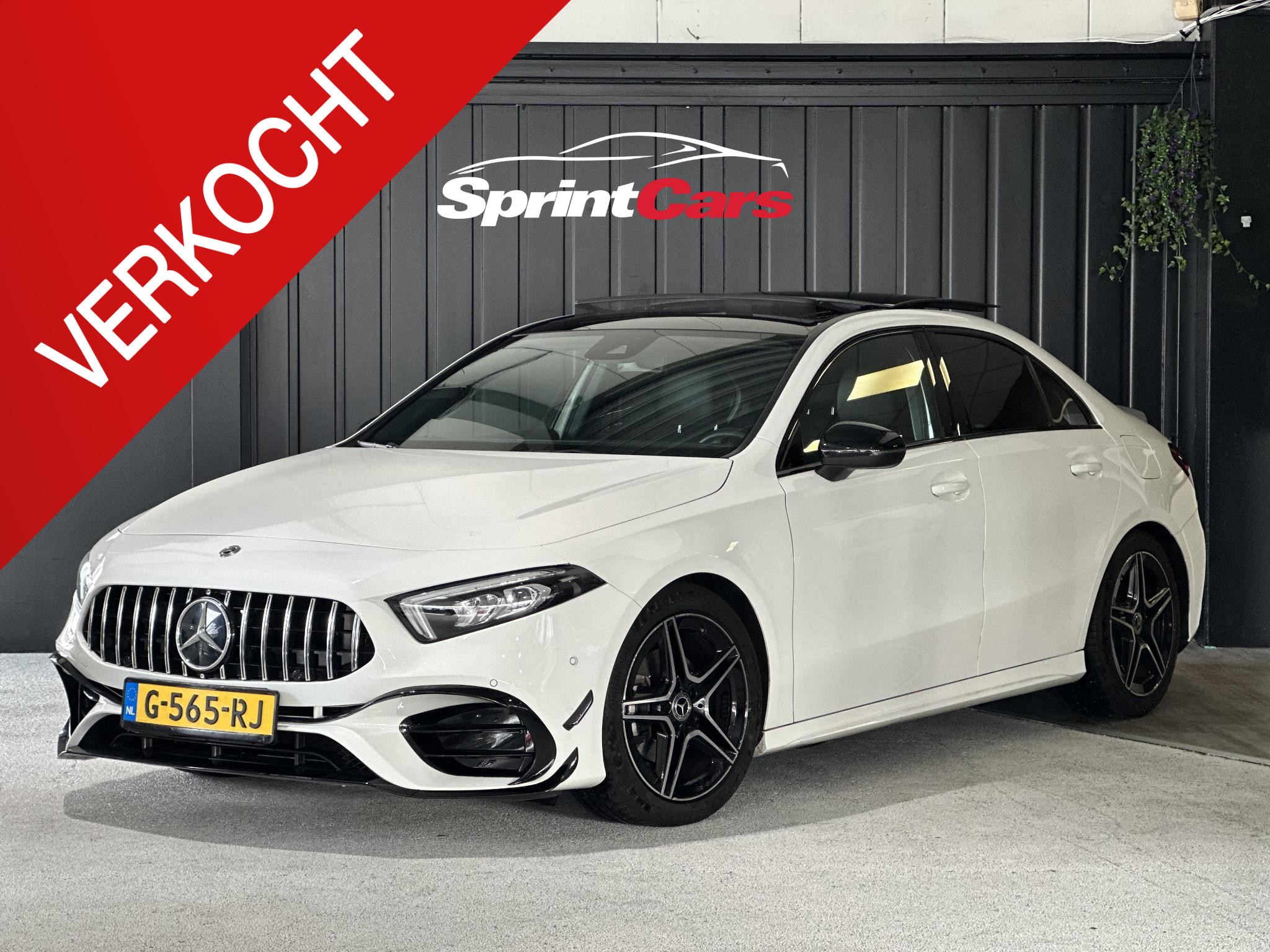 Mercedes-Benz A 180 180 Business Solution AMG 2019 - voorkant
