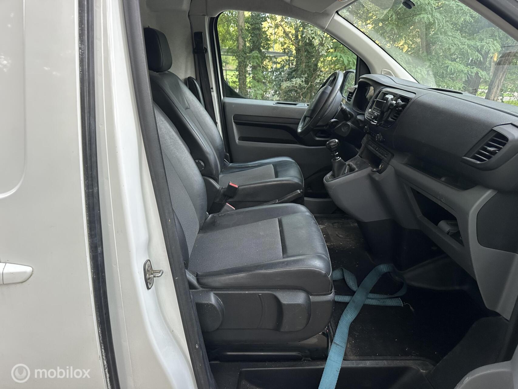 Foto van Peugeot Expert