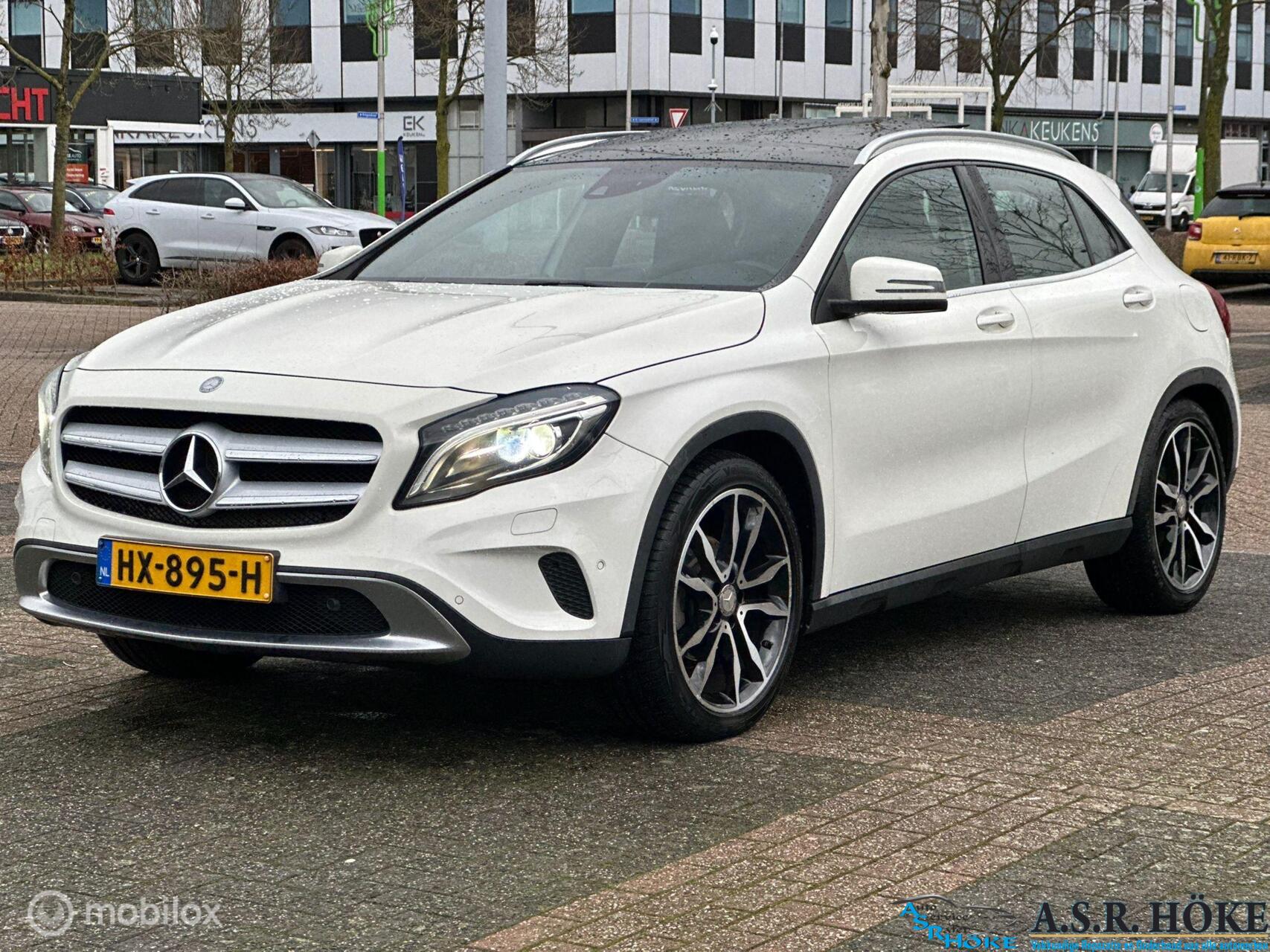 Mercedes-Benz Gla 200 PANO-Achteruitrijcamera-7DTC 2015 - voorkant