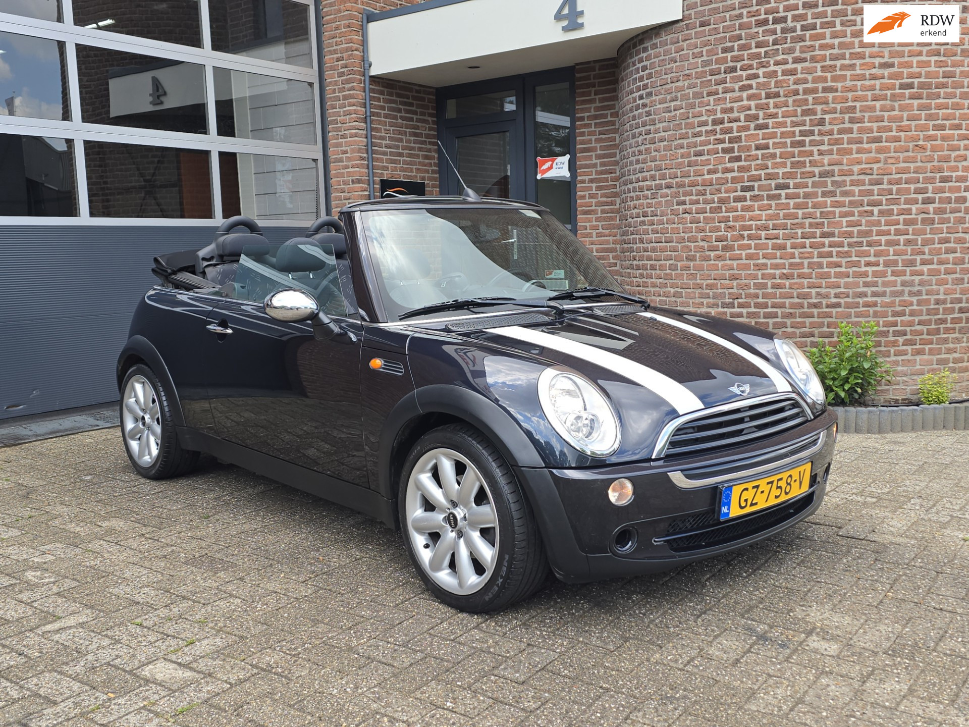 Mini Mini One 1.6 One Cabrio |Nette Staat |Apk-Nieuw 2006 - voorkant