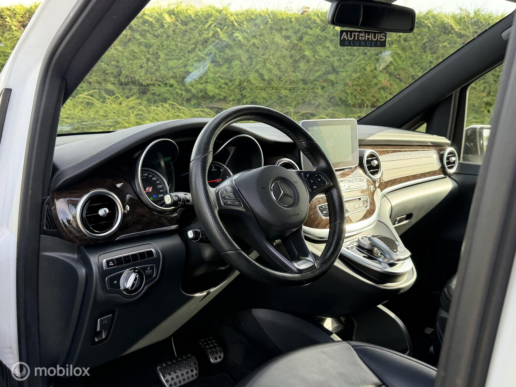 Foto van Mercedes-Benz V-klasse