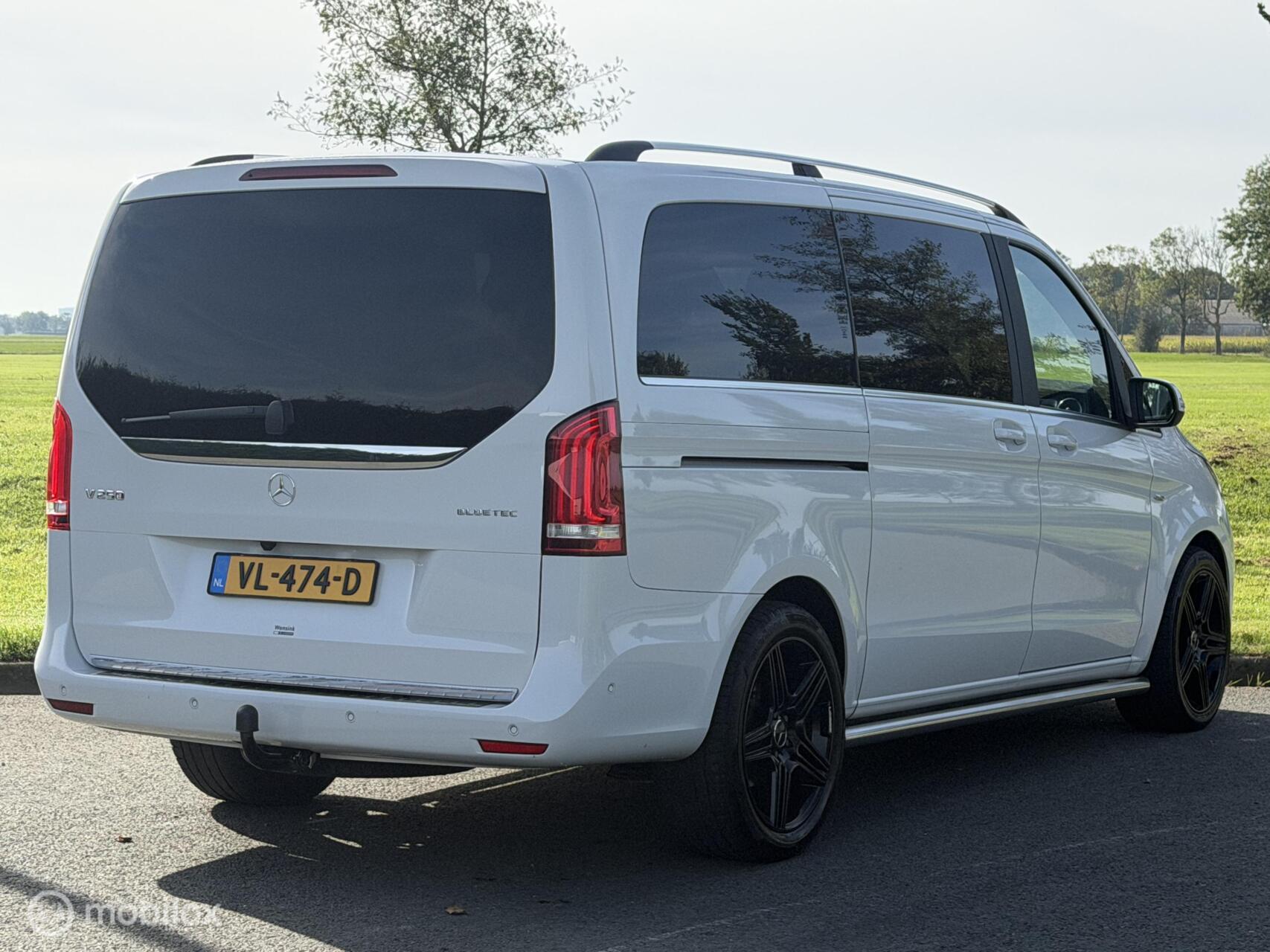 Foto van Mercedes-Benz V-klasse