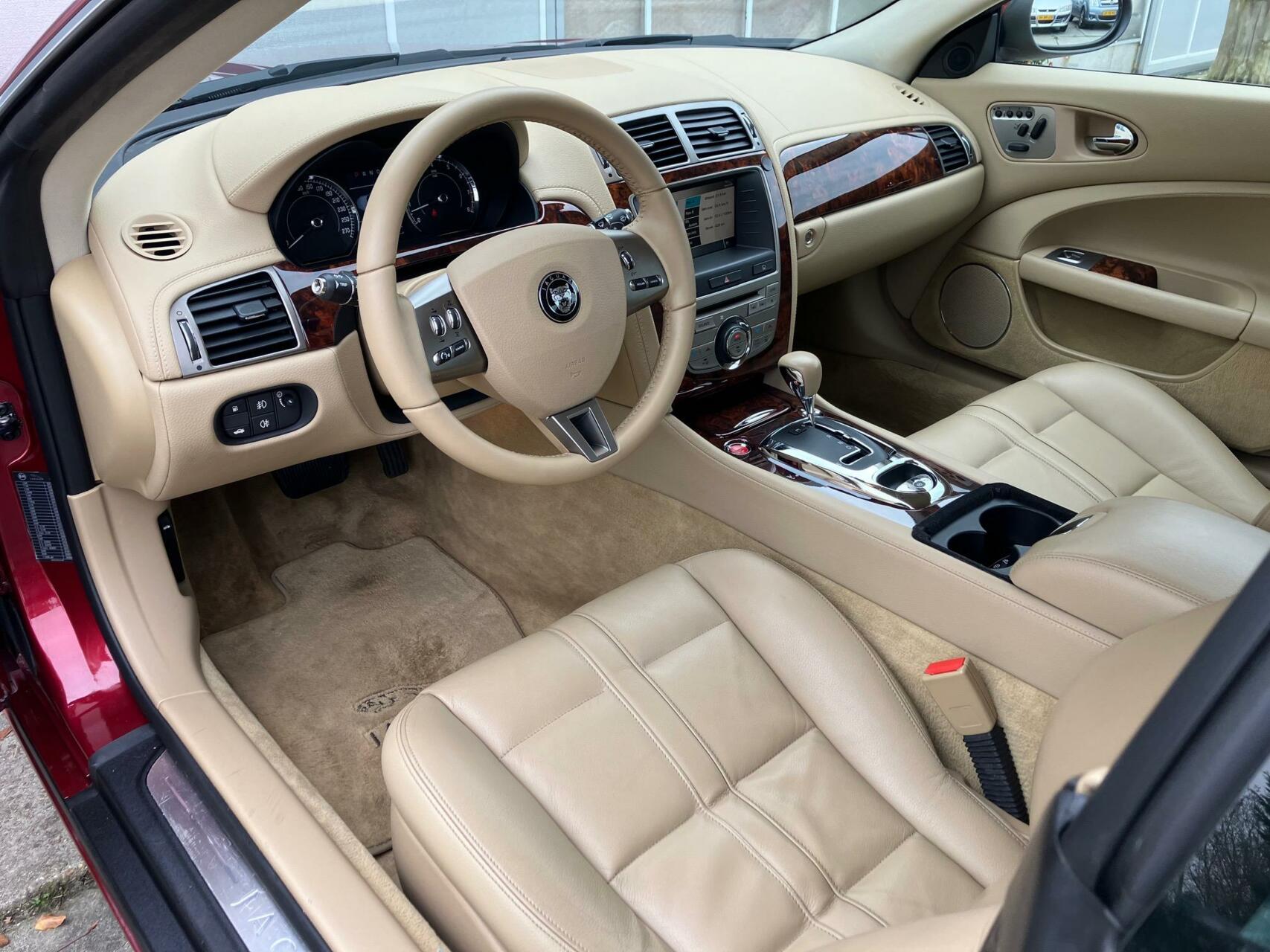 Foto van Jaguar XK