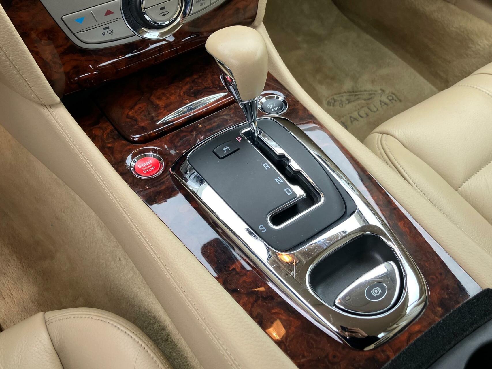 Foto van Jaguar XK