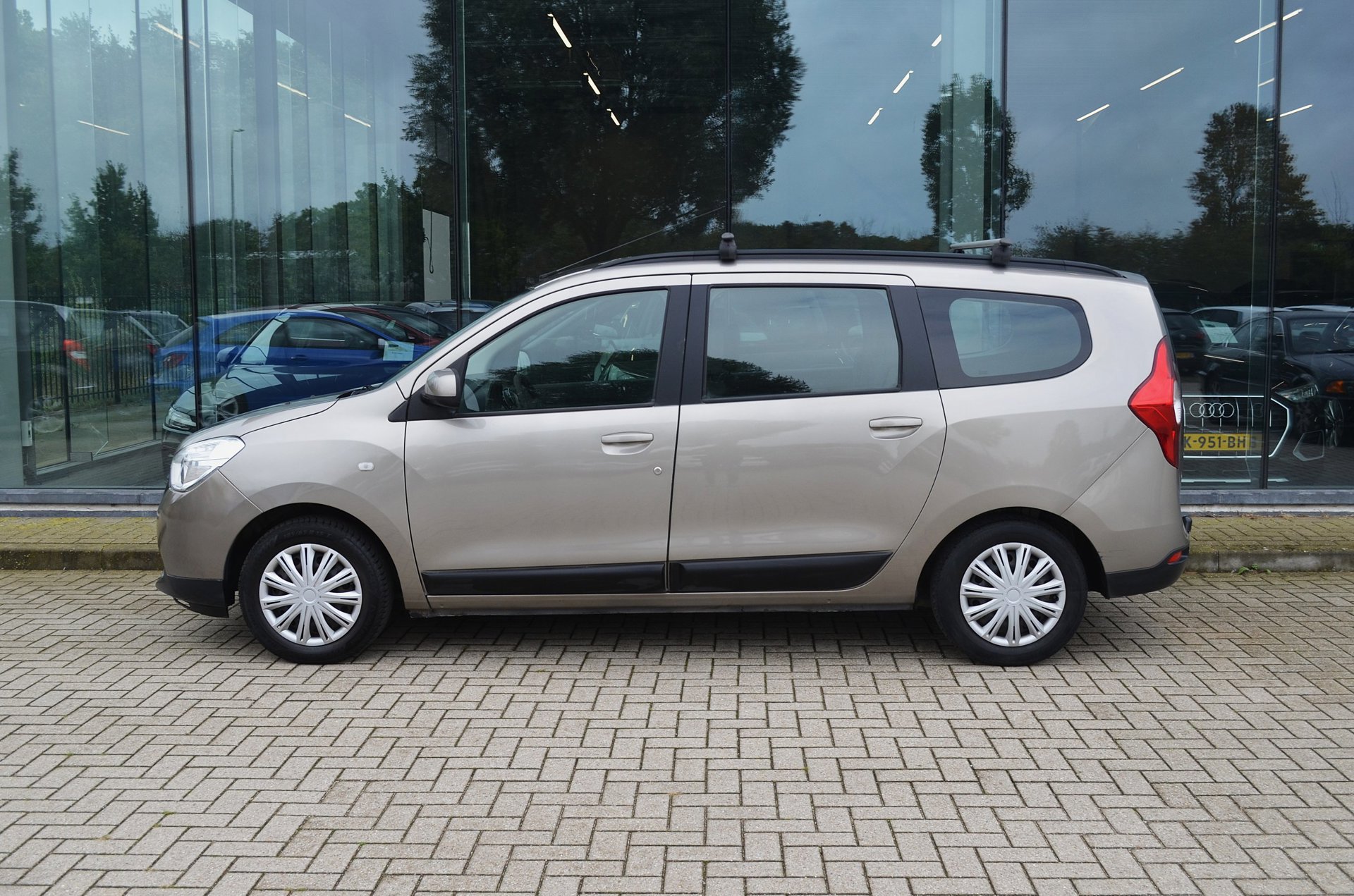 Foto van Dacia Lodgy