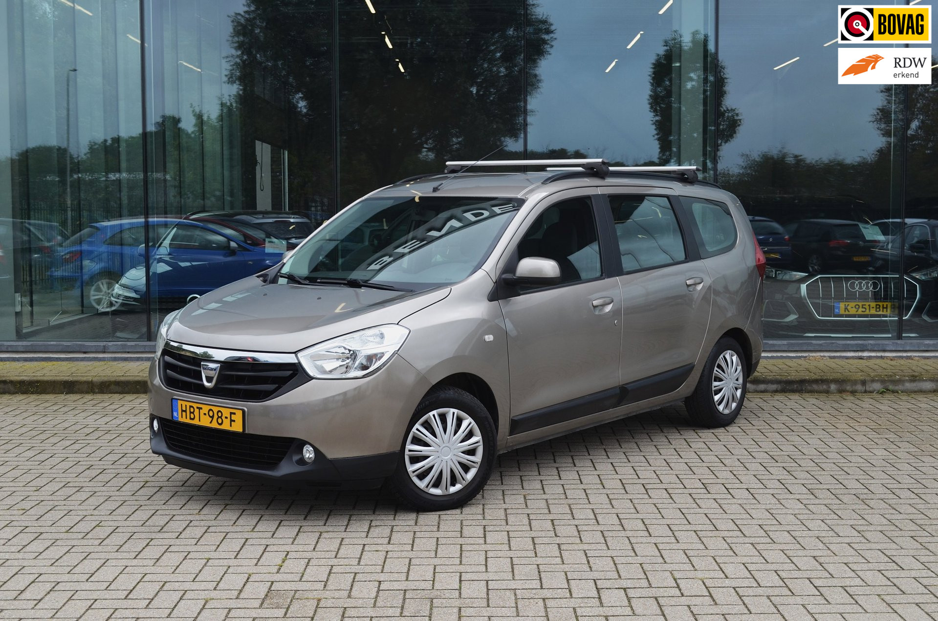 Dacia Lodgy 1.2 TCe 10th Anniversary 5p. | Trekhaak | Airco | Elek. Ramen 2013 - voorkant