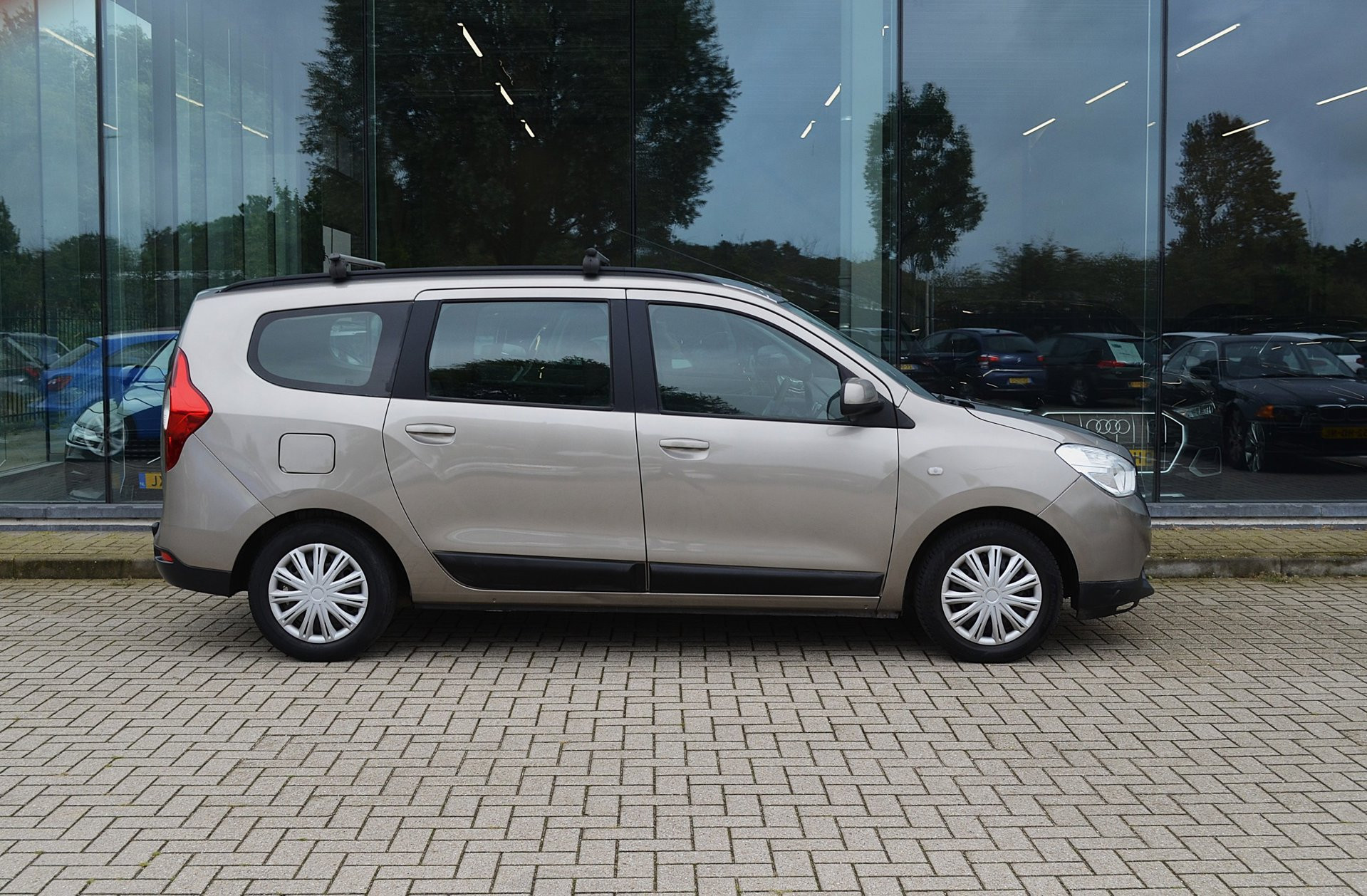 Foto van Dacia Lodgy