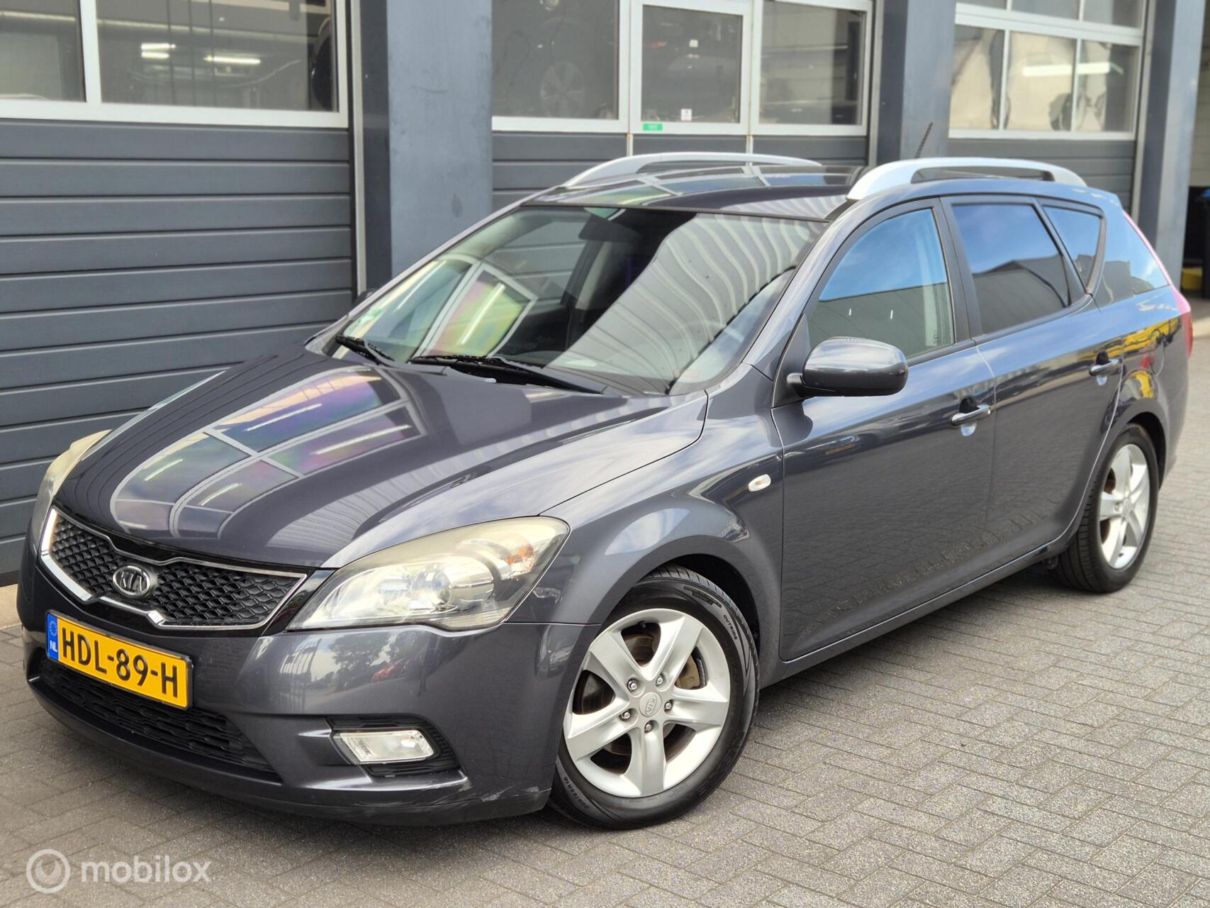 Kia Cee'd Sporty Wagon 1.4 CVVT X-executive | CAMERA | PDC | STOEL.V | 2012 - voorkant