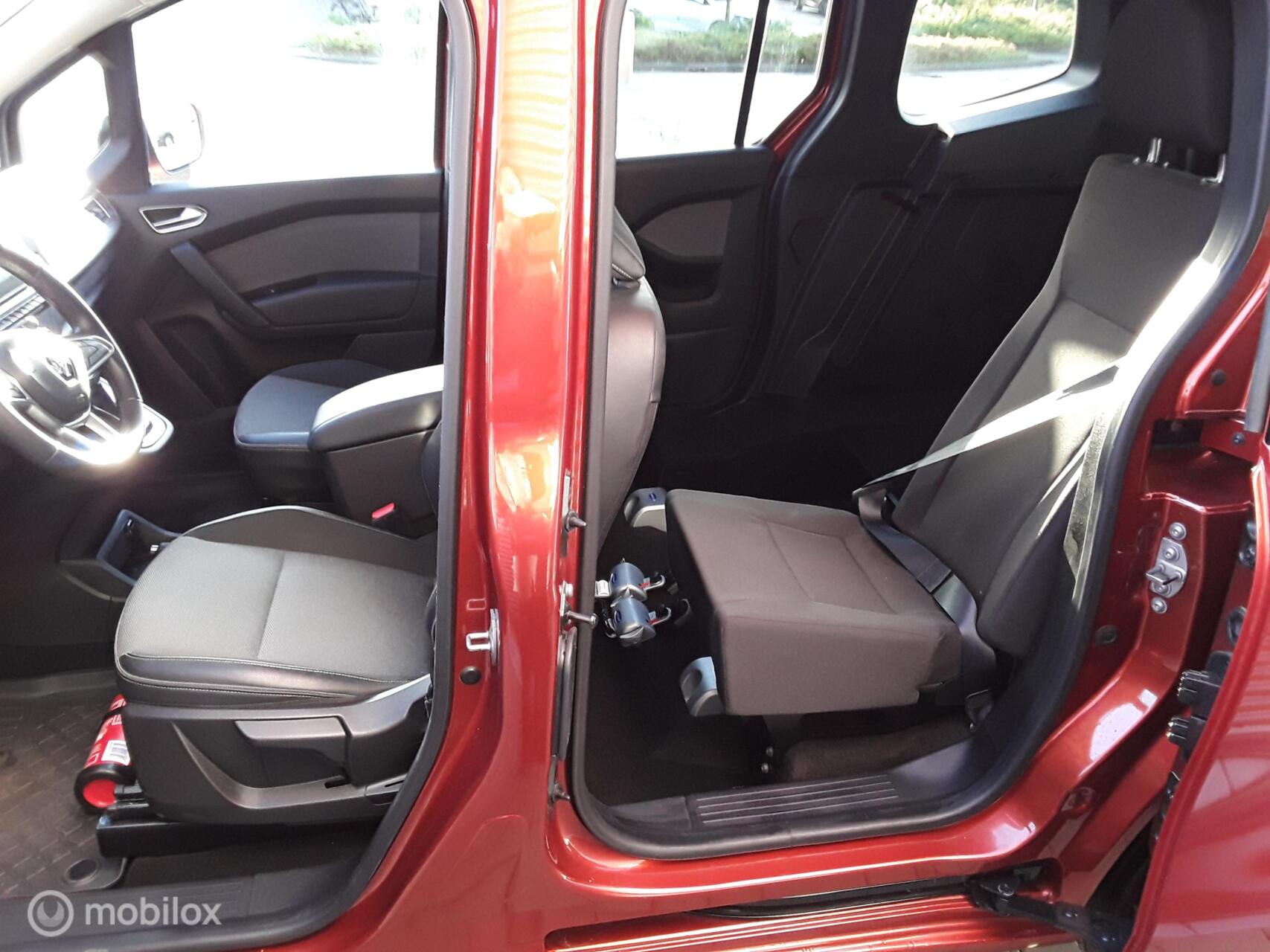 Foto van Renault Kangoo 1.3 Tce 130