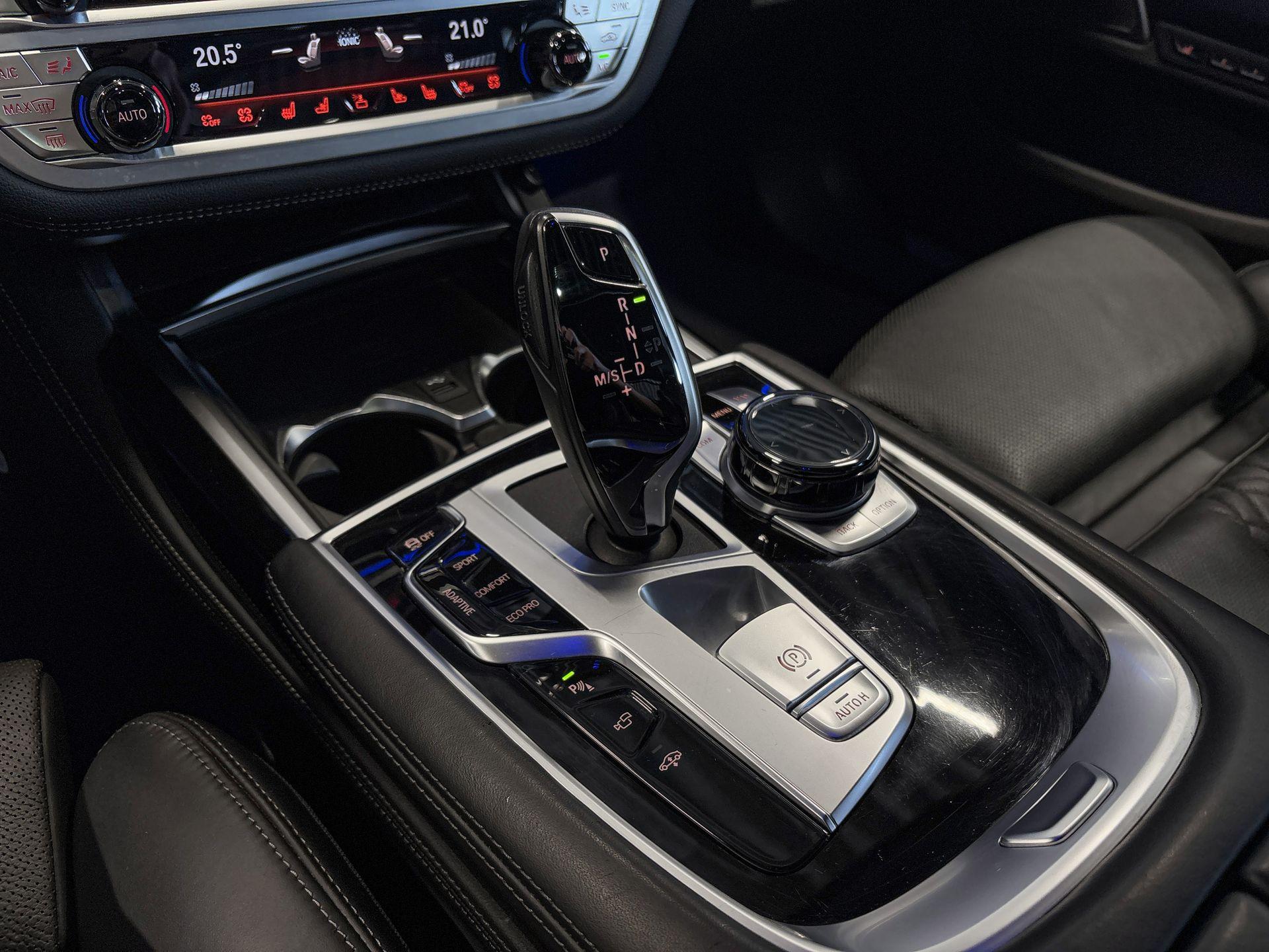 Foto van BMW 750i xDrive