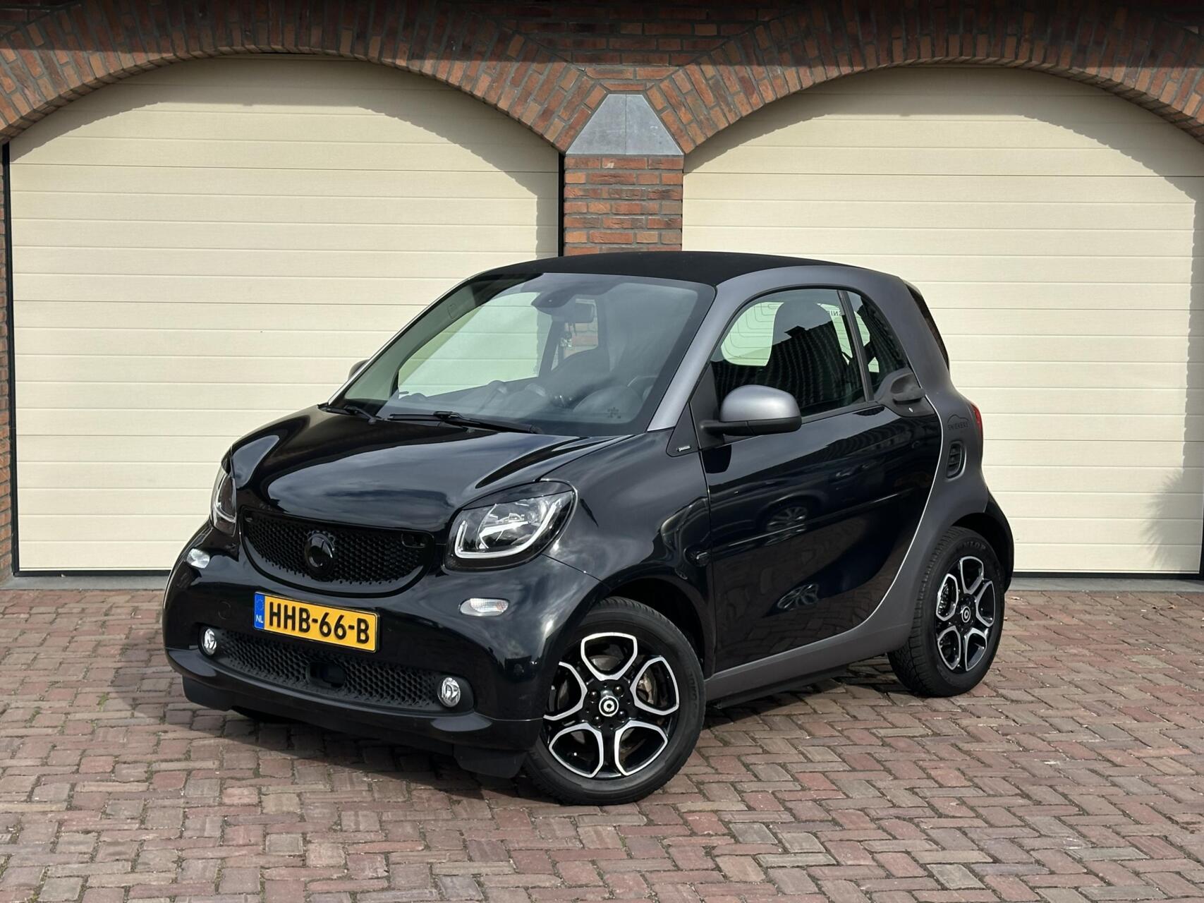 Smart Fortwo ED Passion 18 kWh Clima Cruise PDC 2018 - voorkant