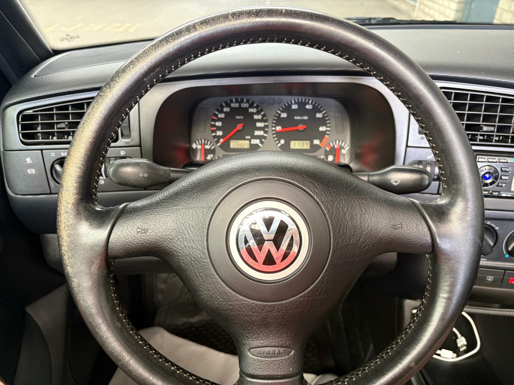 Foto van Volkswagen Golf Cabrio