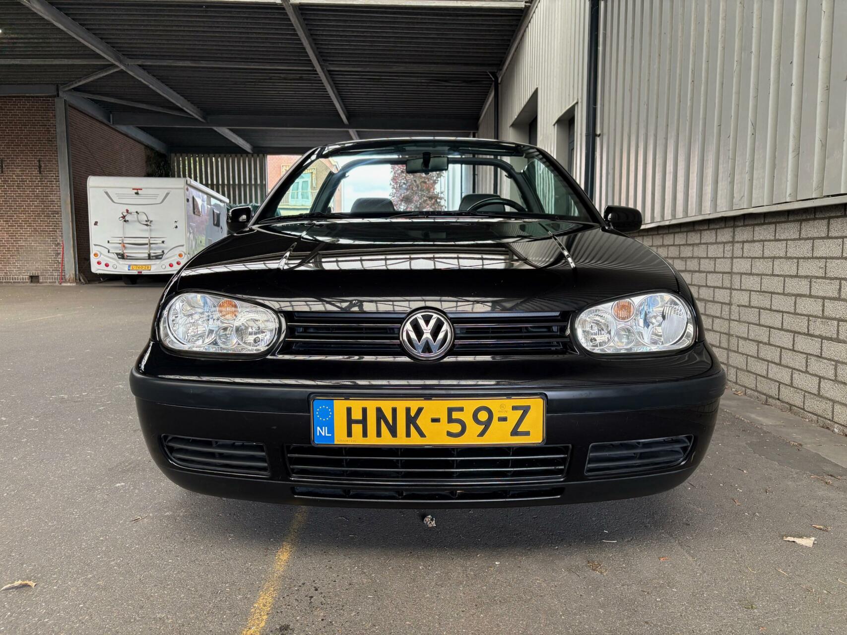 Foto van Volkswagen Golf Cabrio