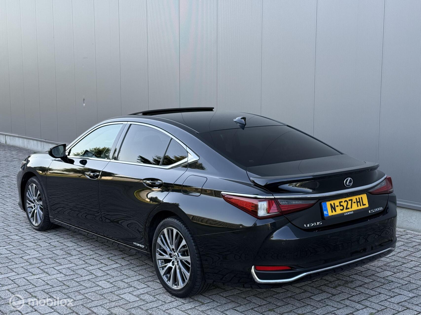 Foto van Lexus Lexus Es300h