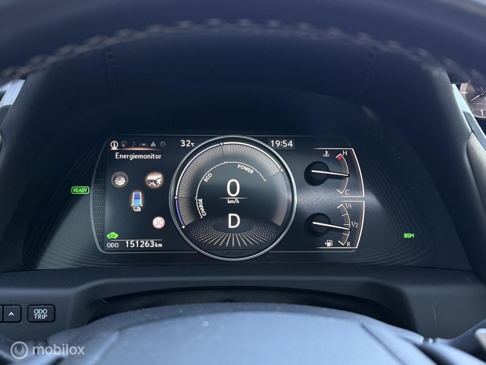 Foto van Lexus Lexus Es300h