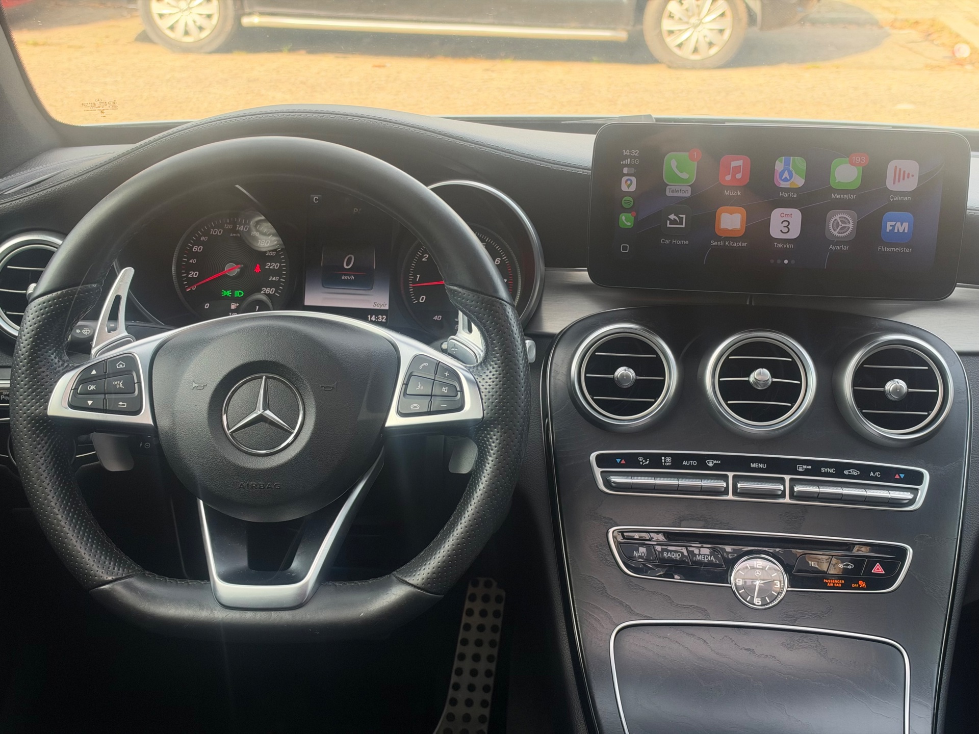 Foto van Mercedes-Benz C 200