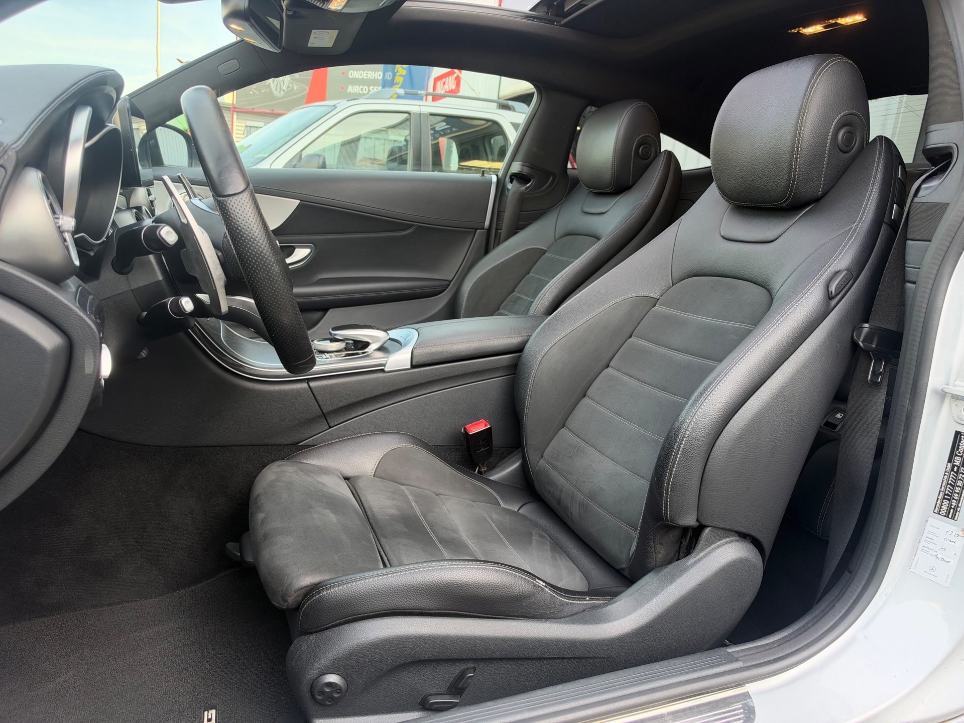 Foto van Mercedes-Benz C 200