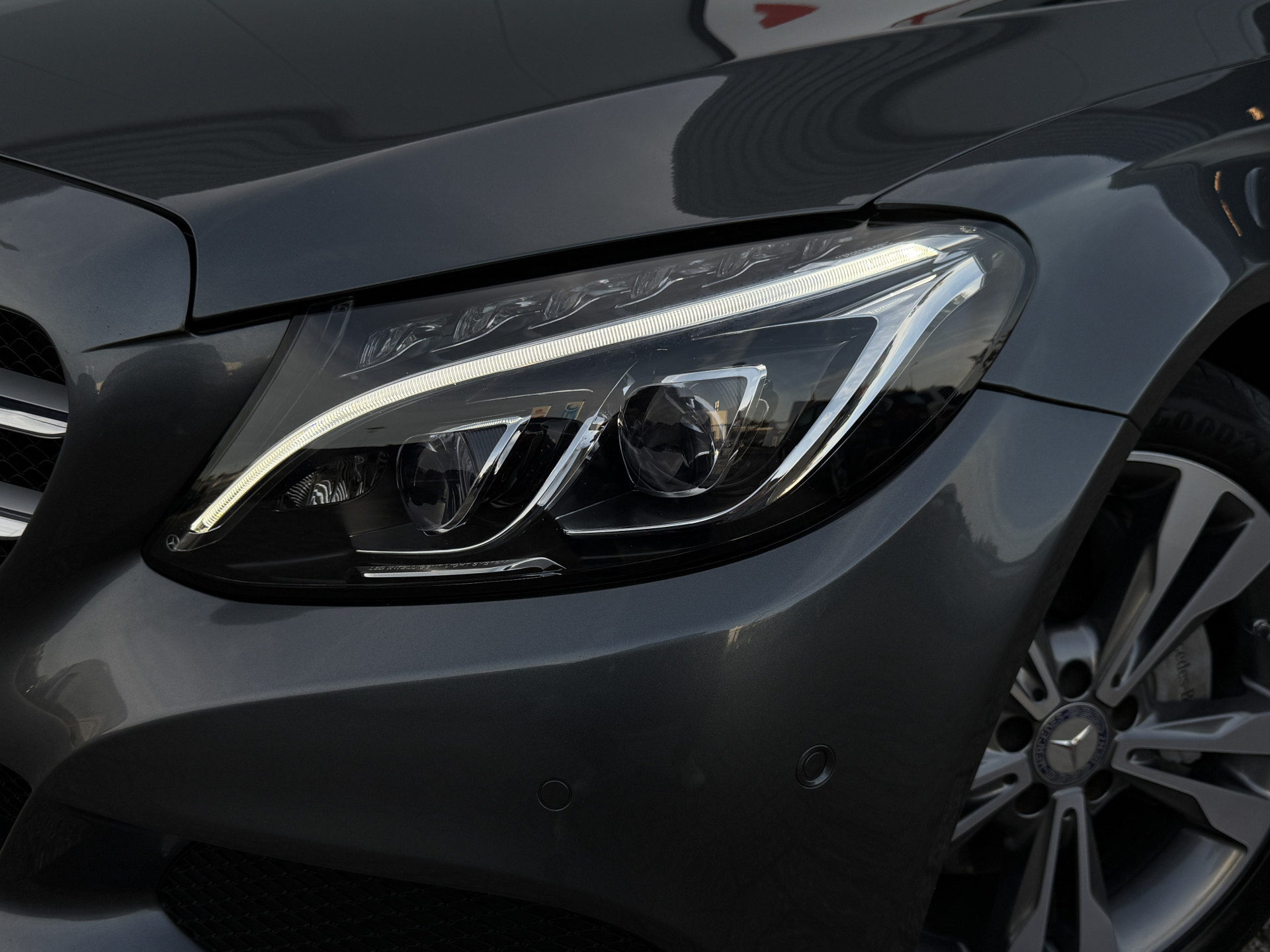 Foto van Mercedes-Benz C 400 4Matic