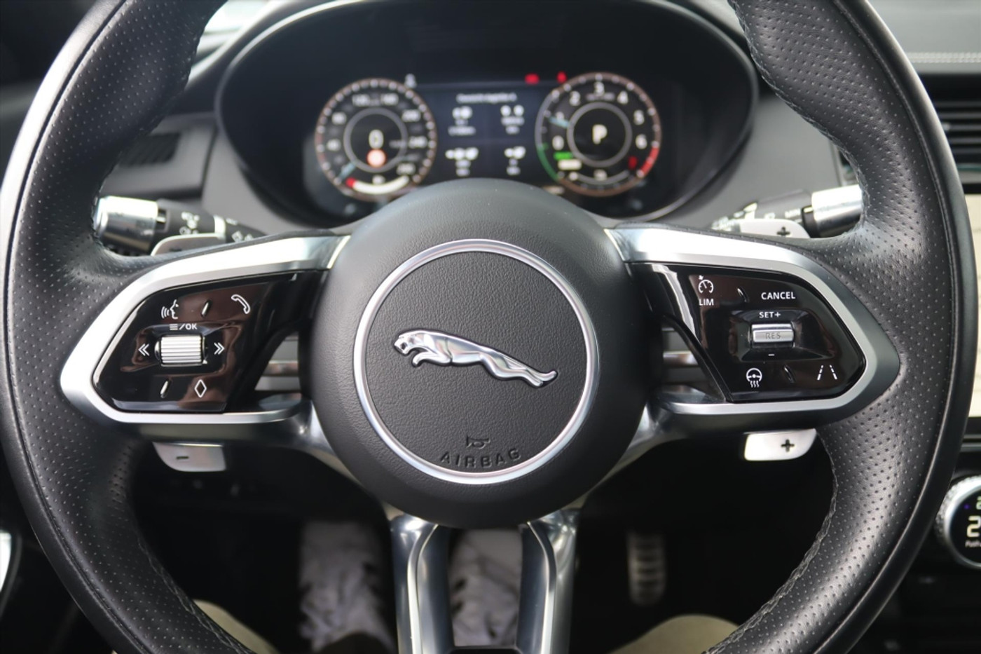 Foto van Jaguar E-pace