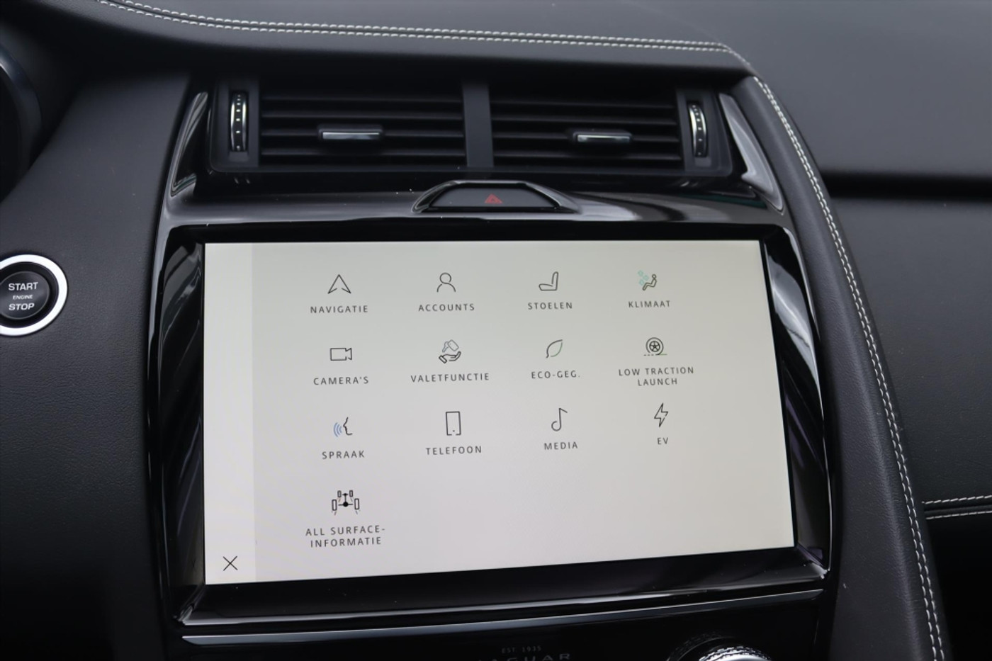 Foto van Jaguar E-pace