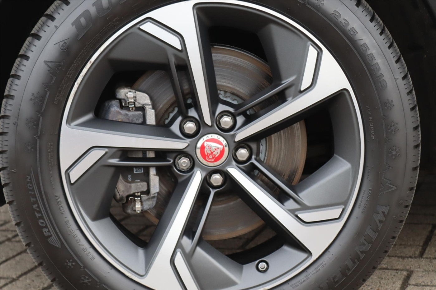 Foto van Jaguar E-pace