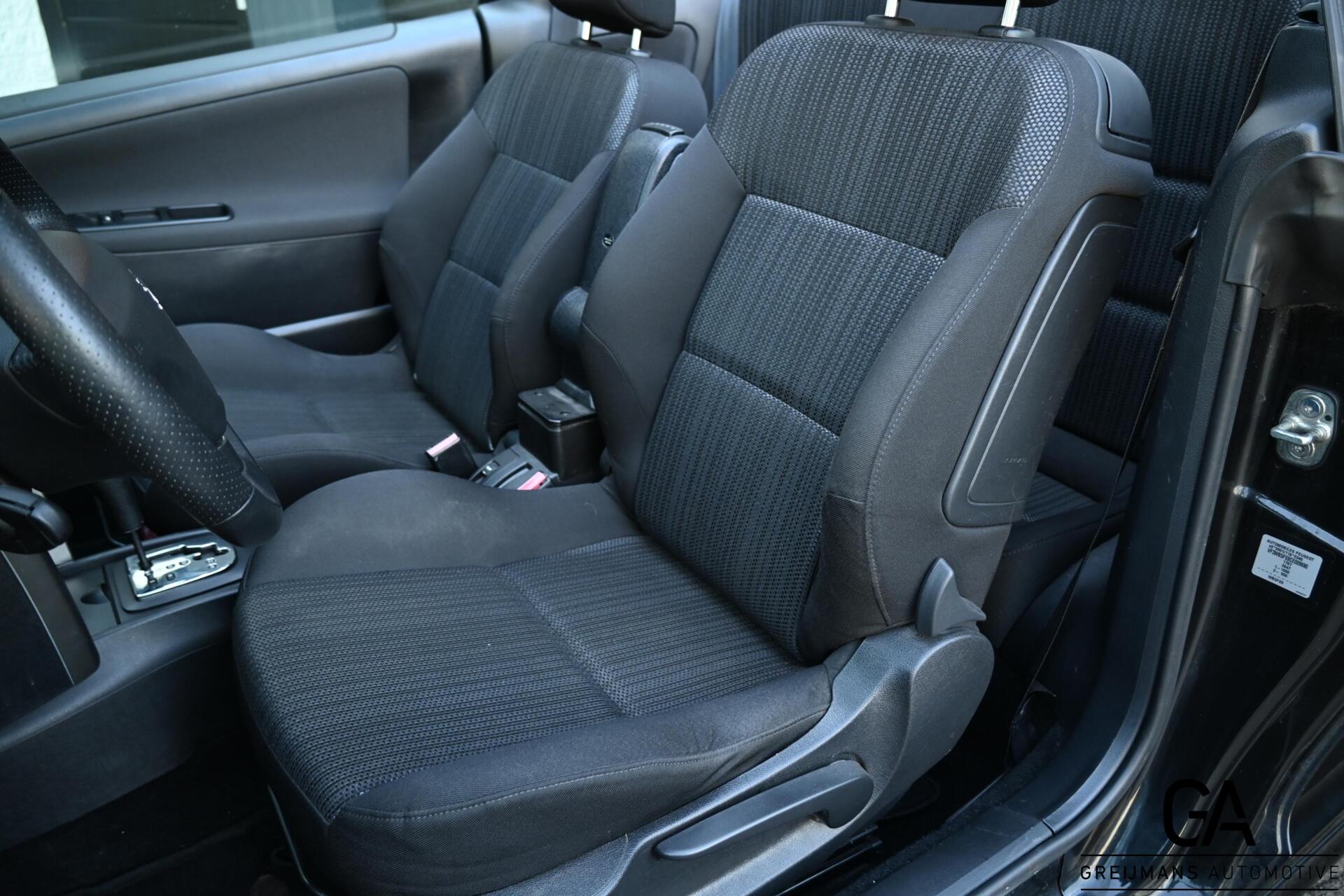 Foto van Peugeot 207 CC