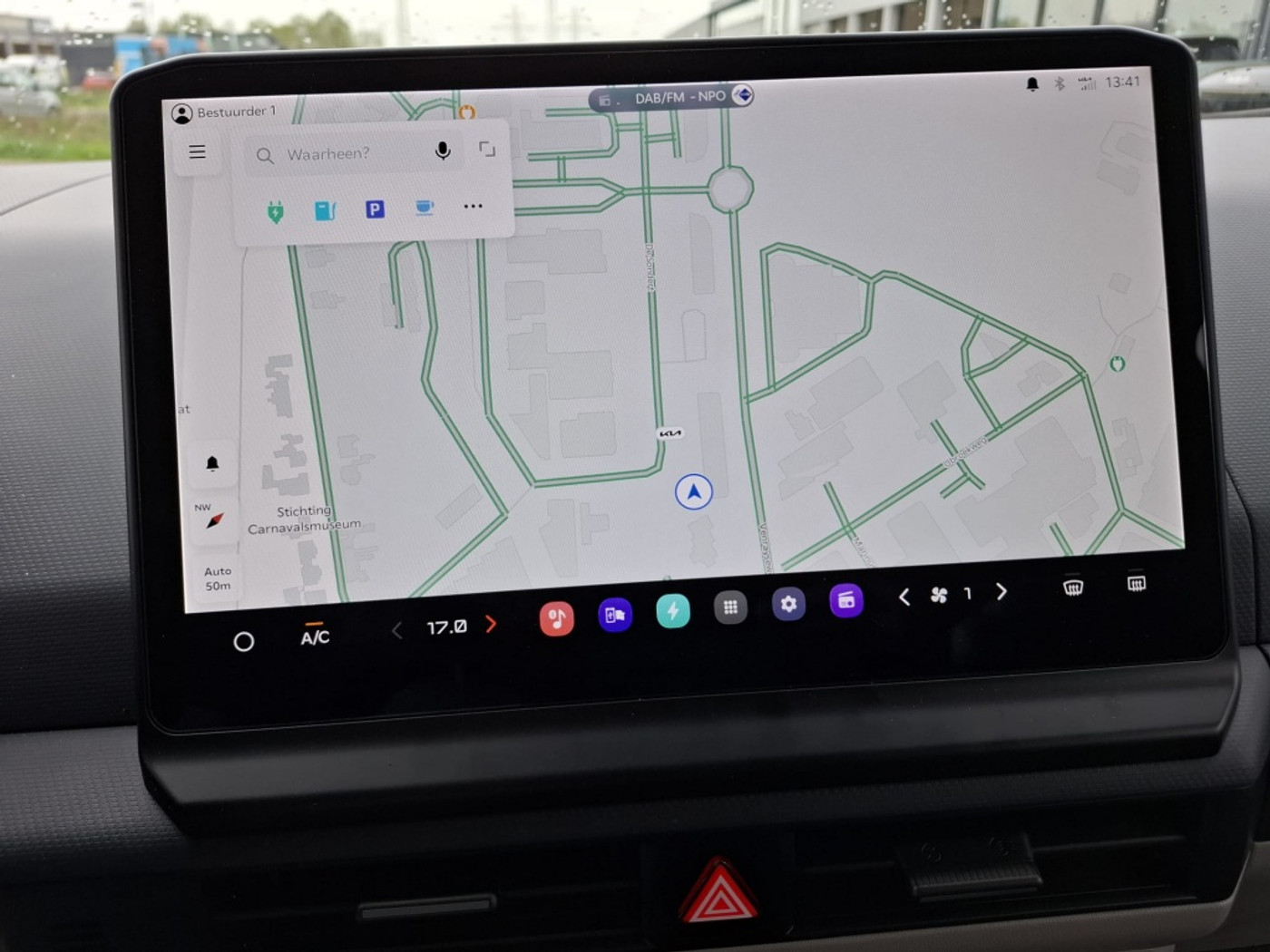 Foto van Kia Pv5 Passenger