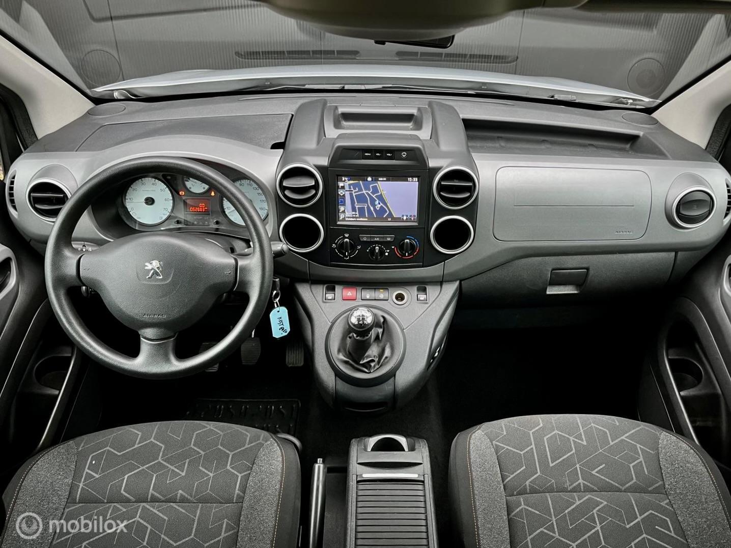 Foto van Peugeot Partner Tepee