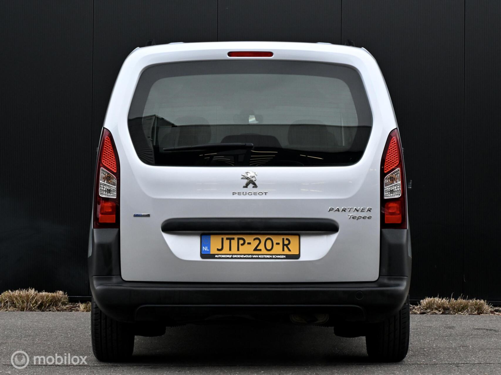 Foto van Peugeot Partner Tepee