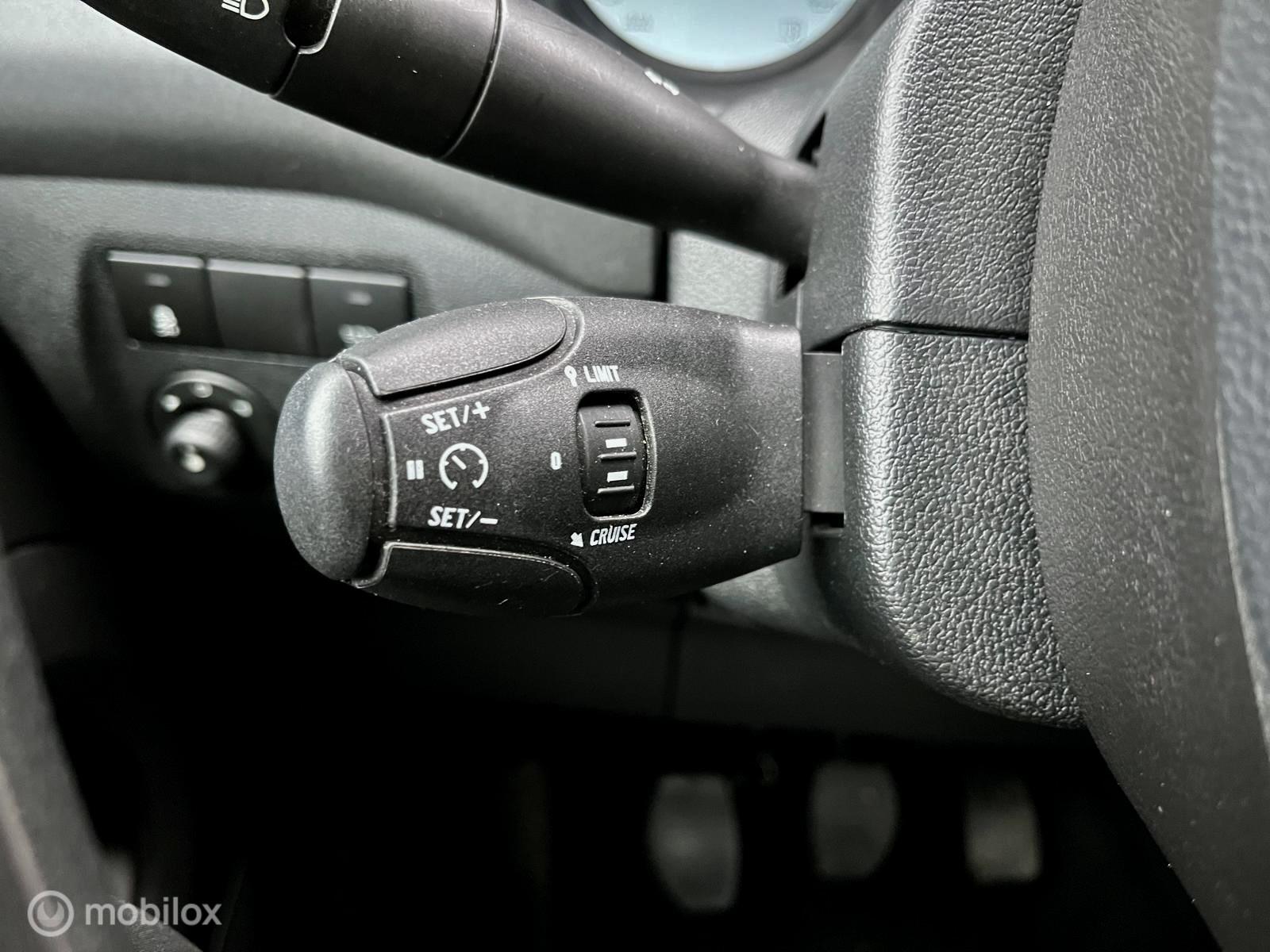 Foto van Peugeot Partner Tepee