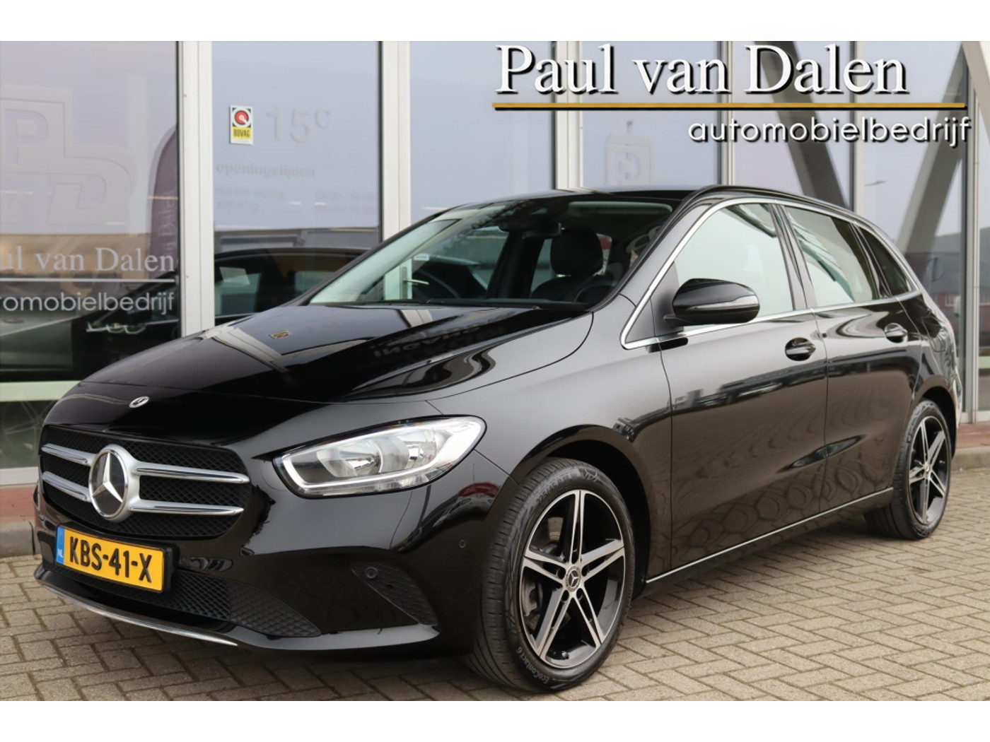 Mercedes-Benz B-klasse 250 e Business Line 2022 - voorkant