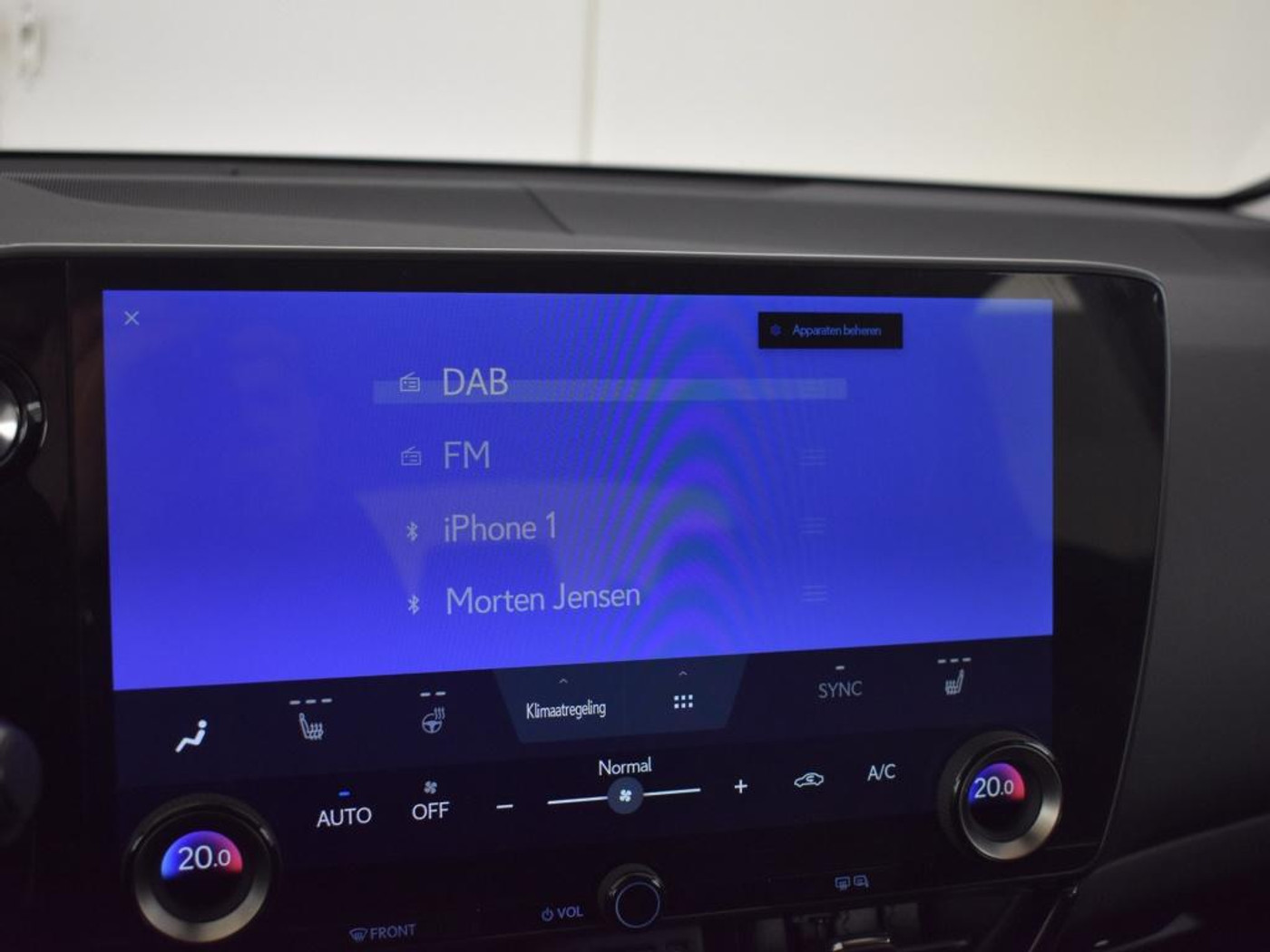 Foto van Lexus NX