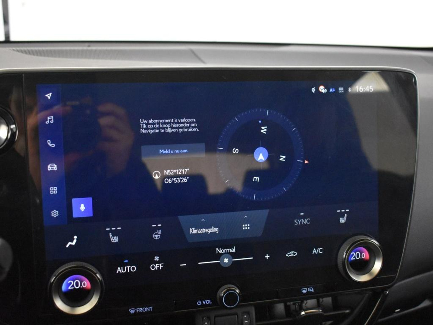 Foto van Lexus NX