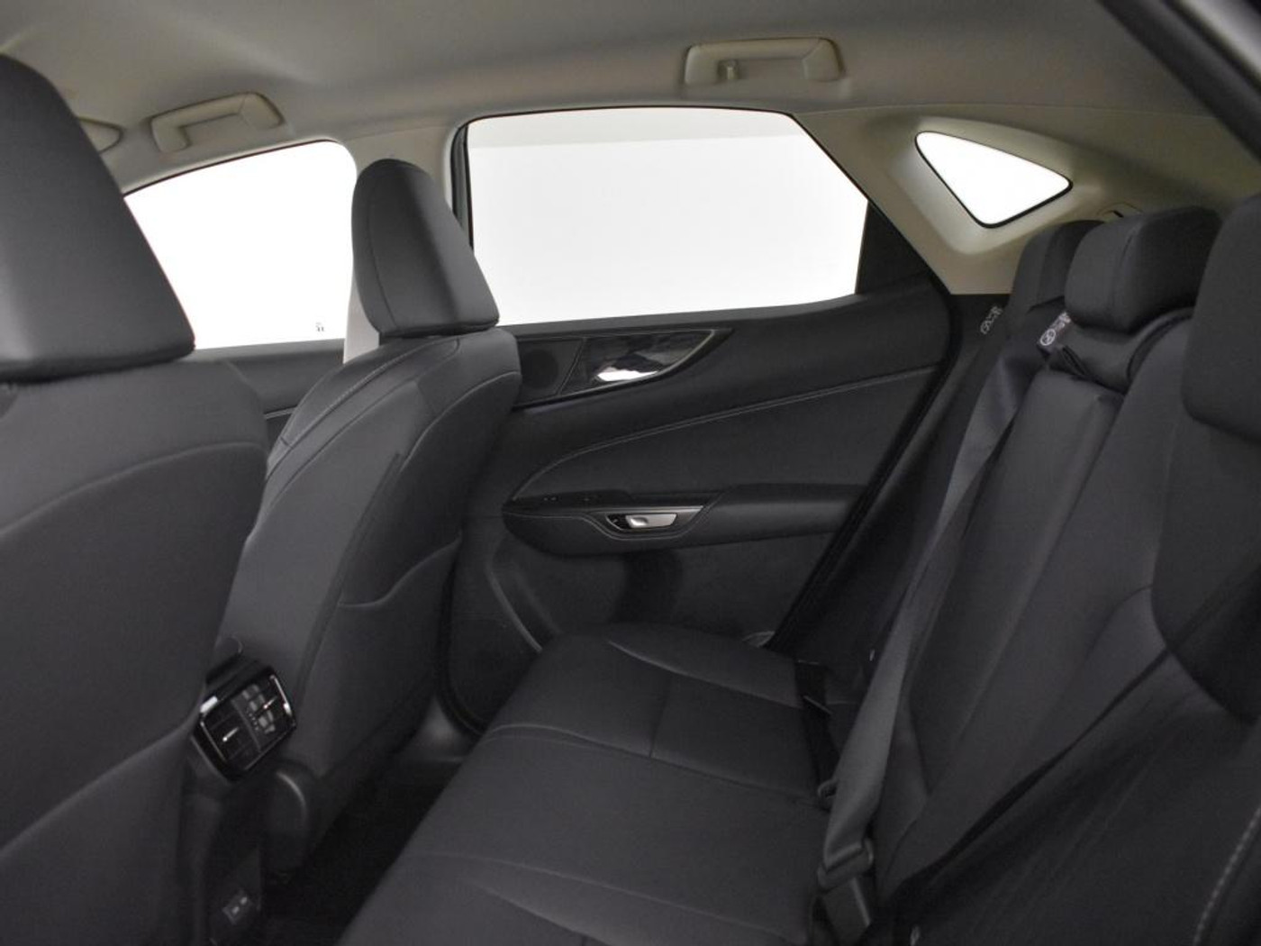 Foto van Lexus NX