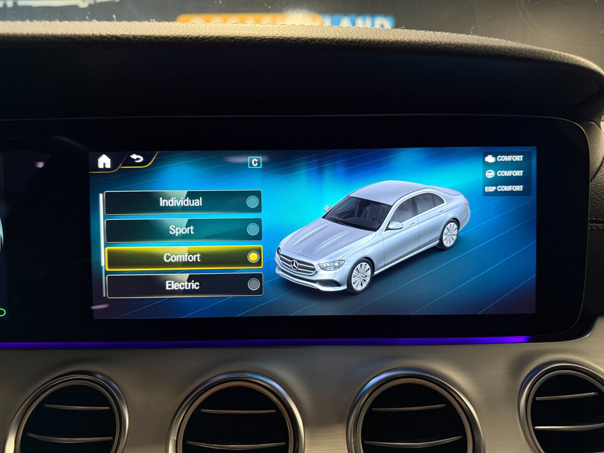 Foto van Mercedes-Benz E-klasse