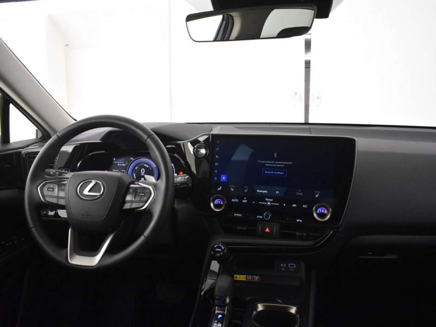 Foto van Lexus NX