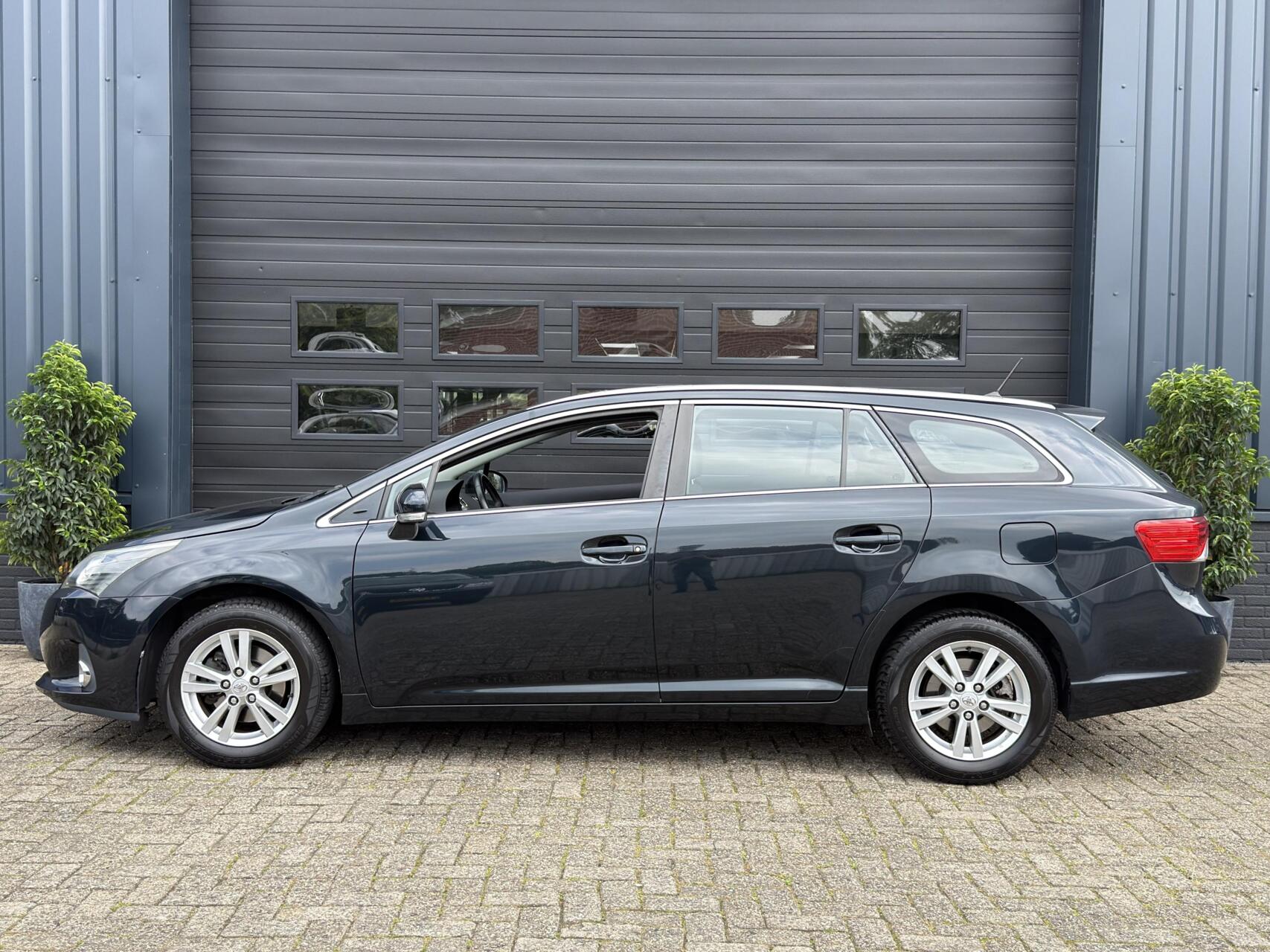 Foto van Toyota Avensis Wagon