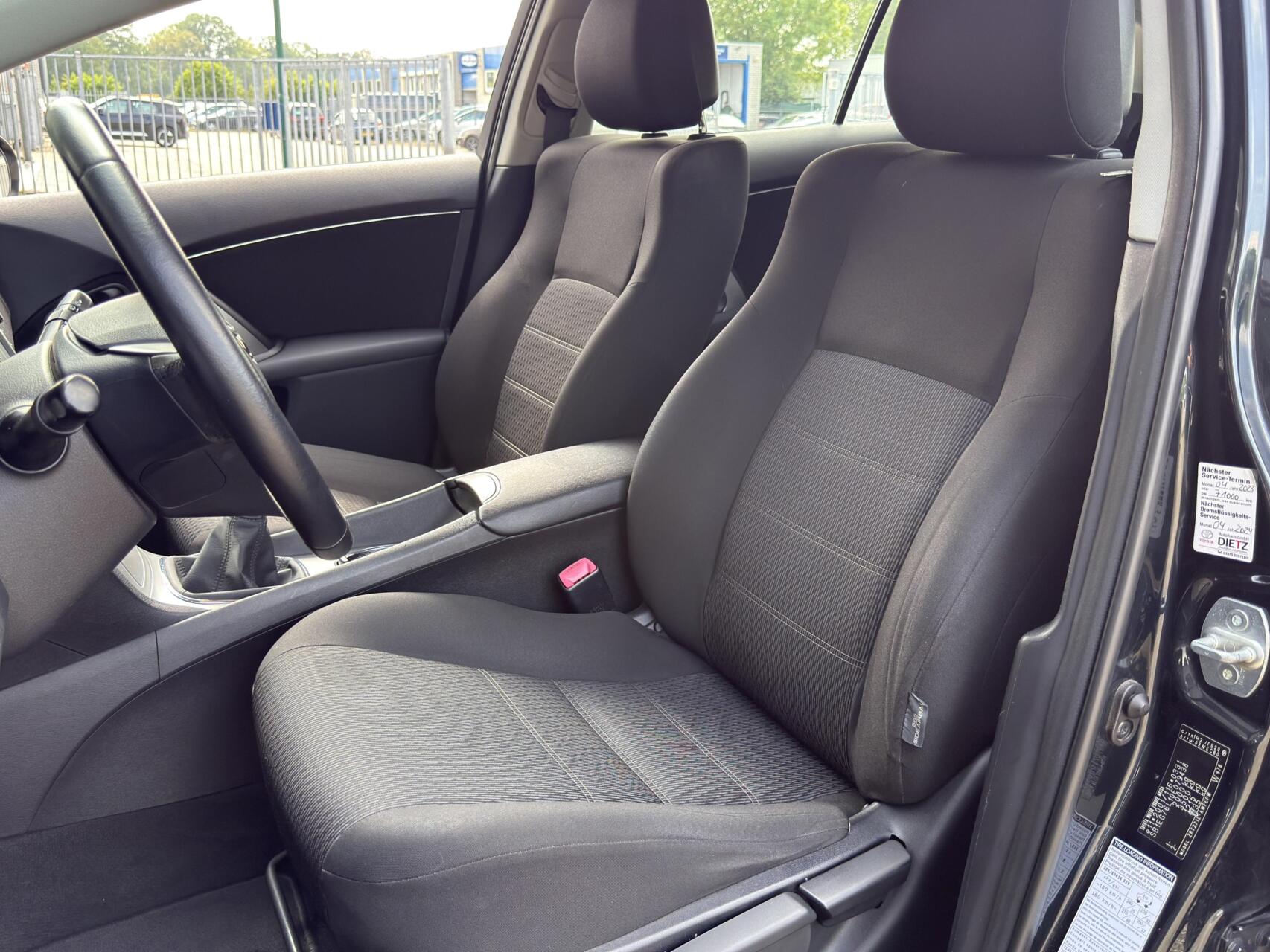 Foto van Toyota Avensis Wagon