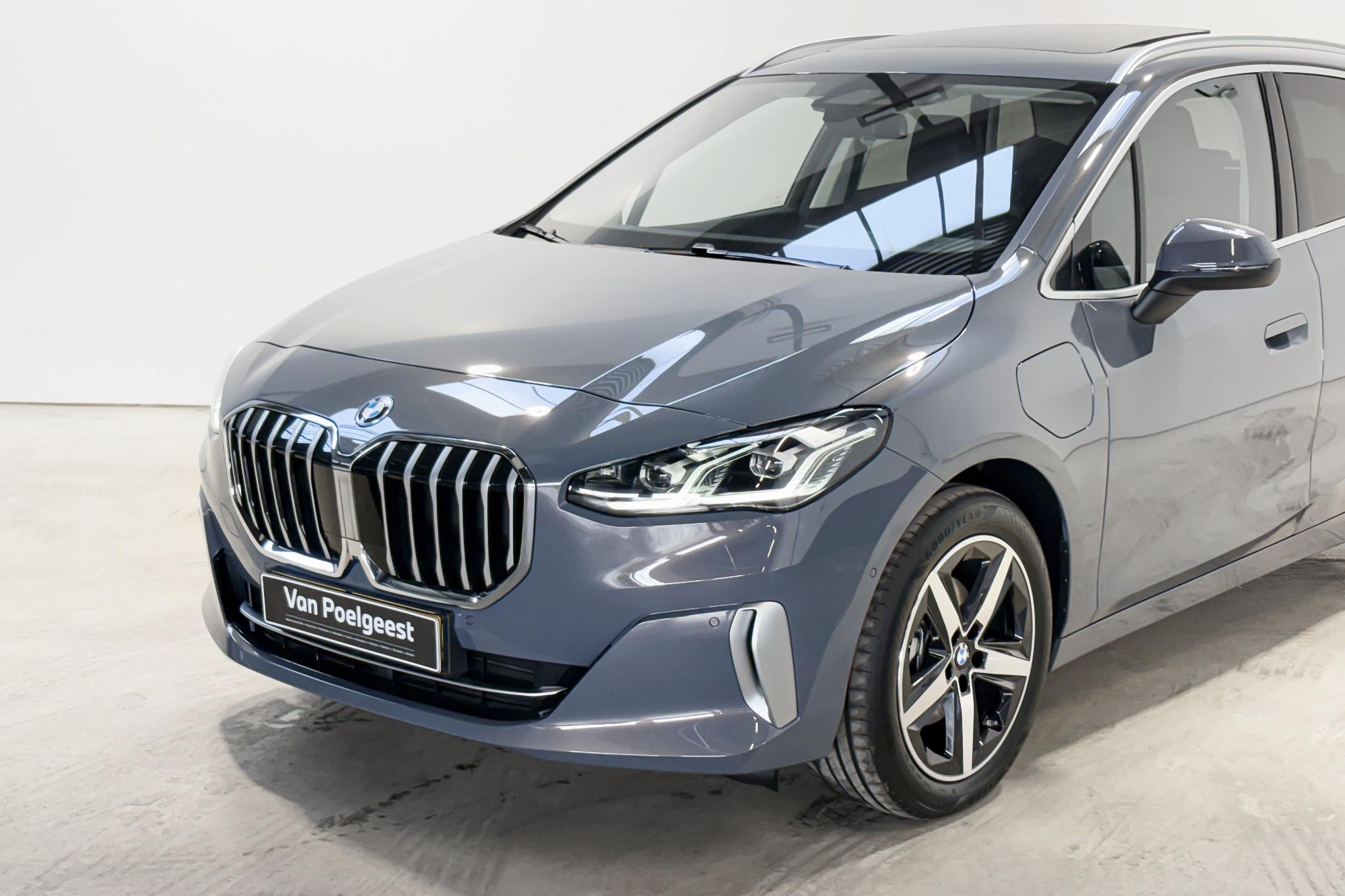 Foto van BMW 225e xDrive Active Tourer