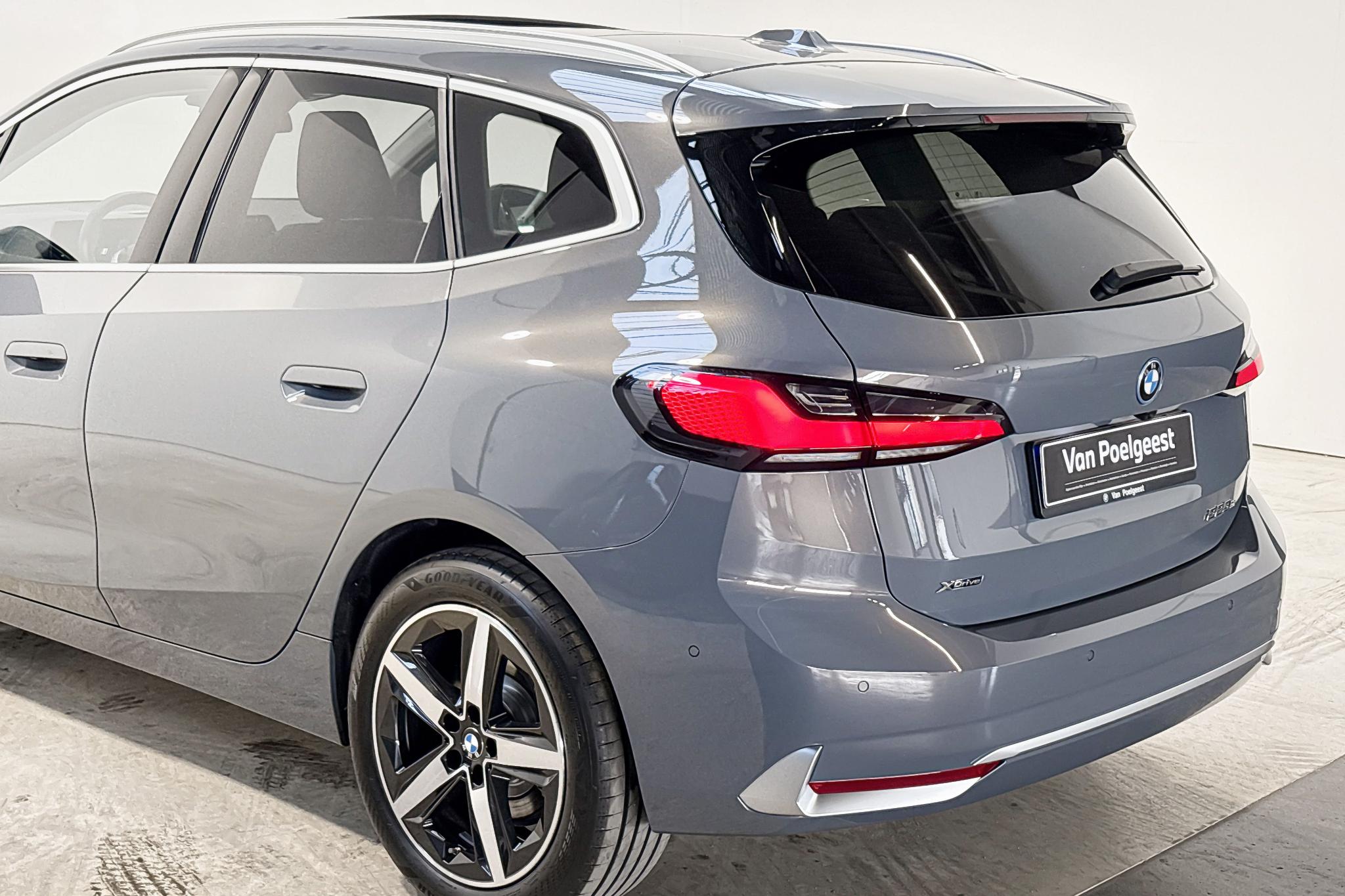 Foto van BMW 225e xDrive Active Tourer