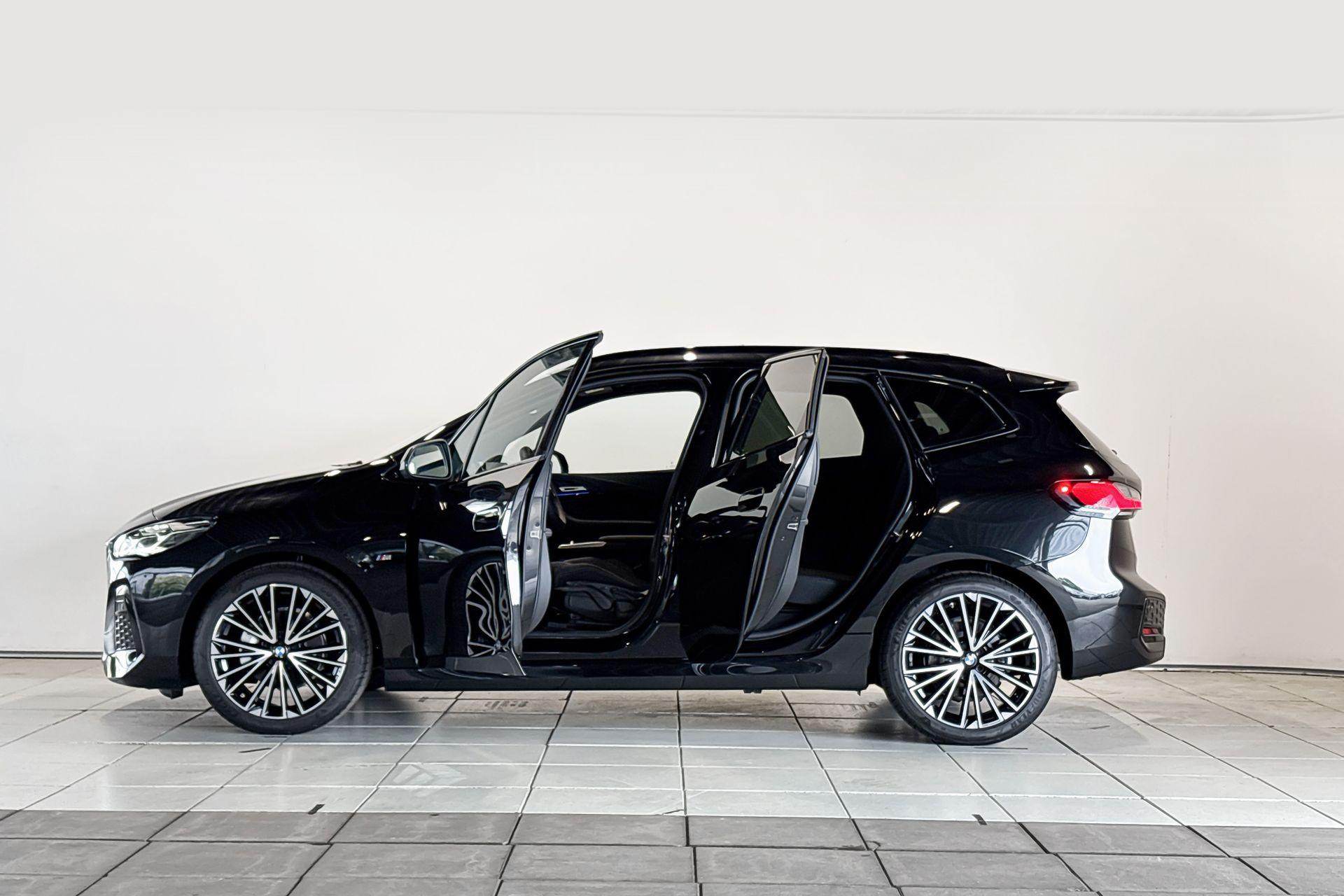 Foto van BMW 220i Active Tourer