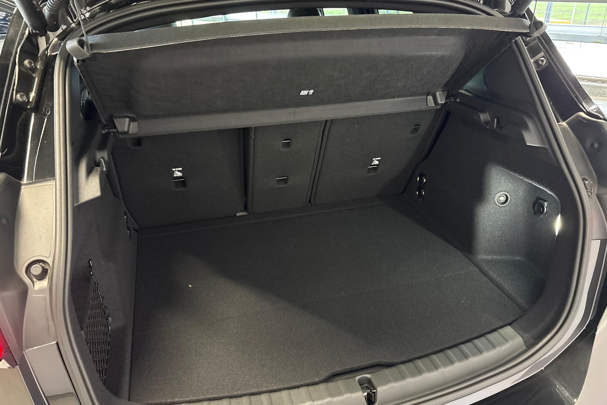 Foto van BMW 220i Active Tourer
